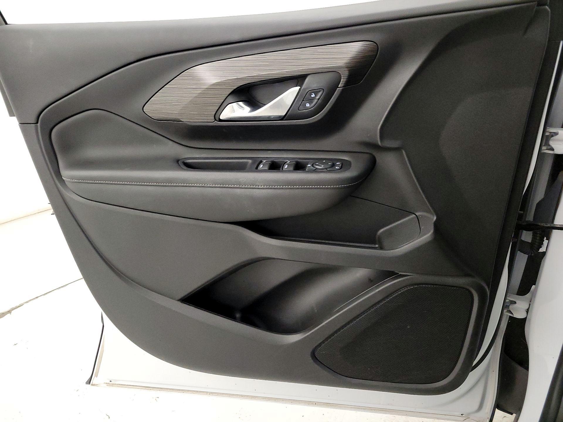 Thumbnail: 2023 GMC Terrain - 12