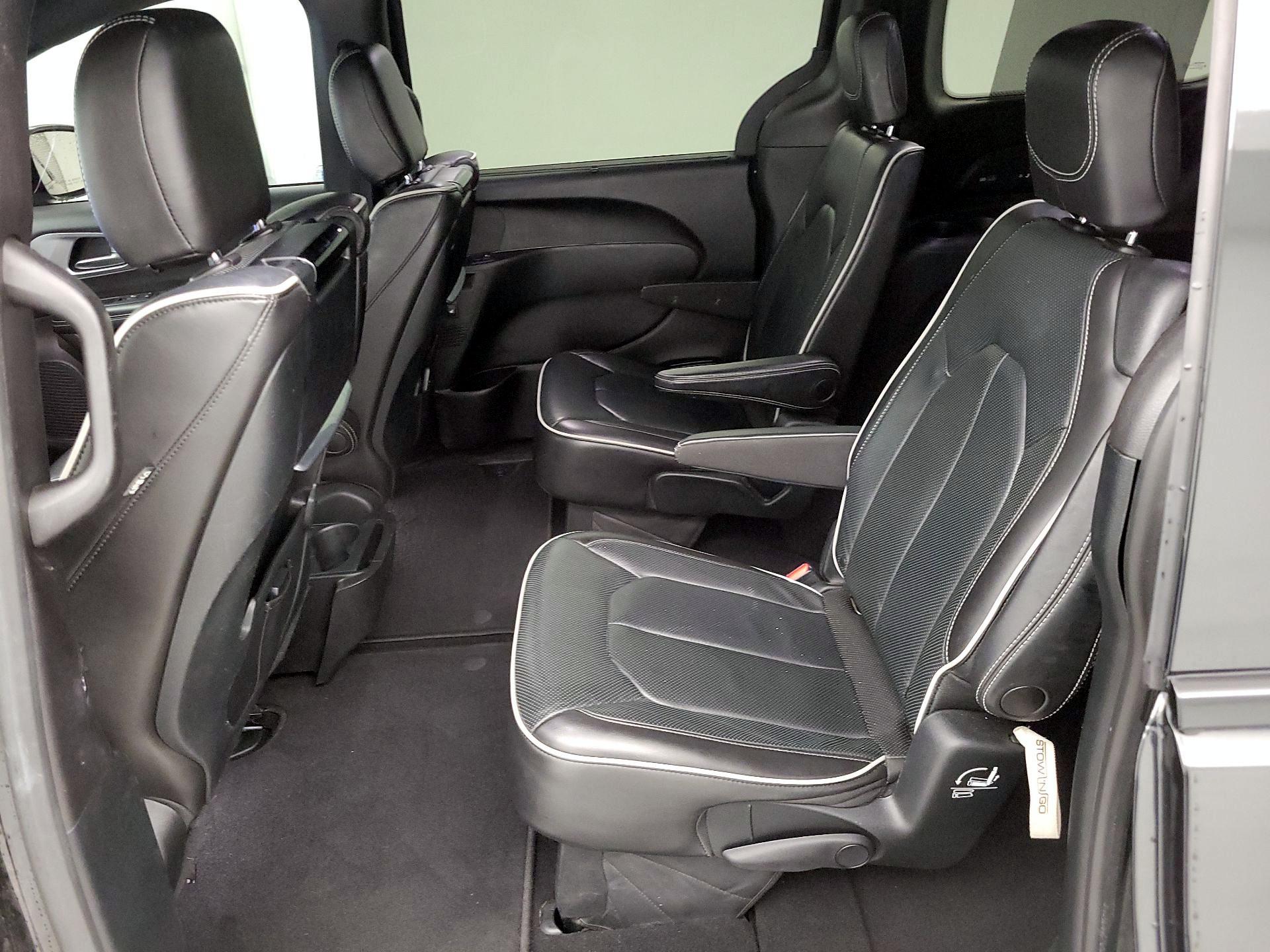 Thumbnail: 2020 Chrysler Pacifica - 19