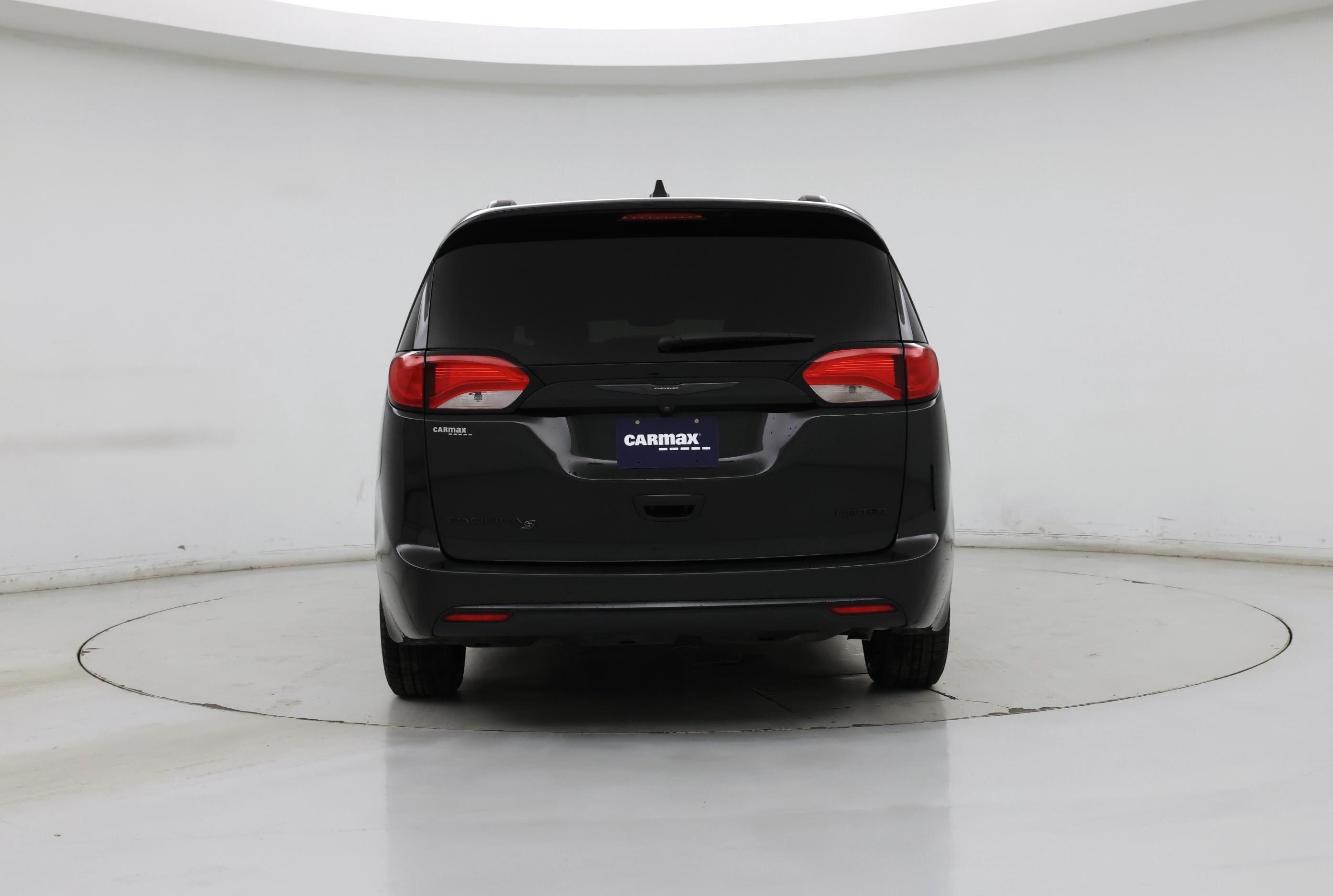 Thumbnail: 2020 Chrysler Pacifica - 6