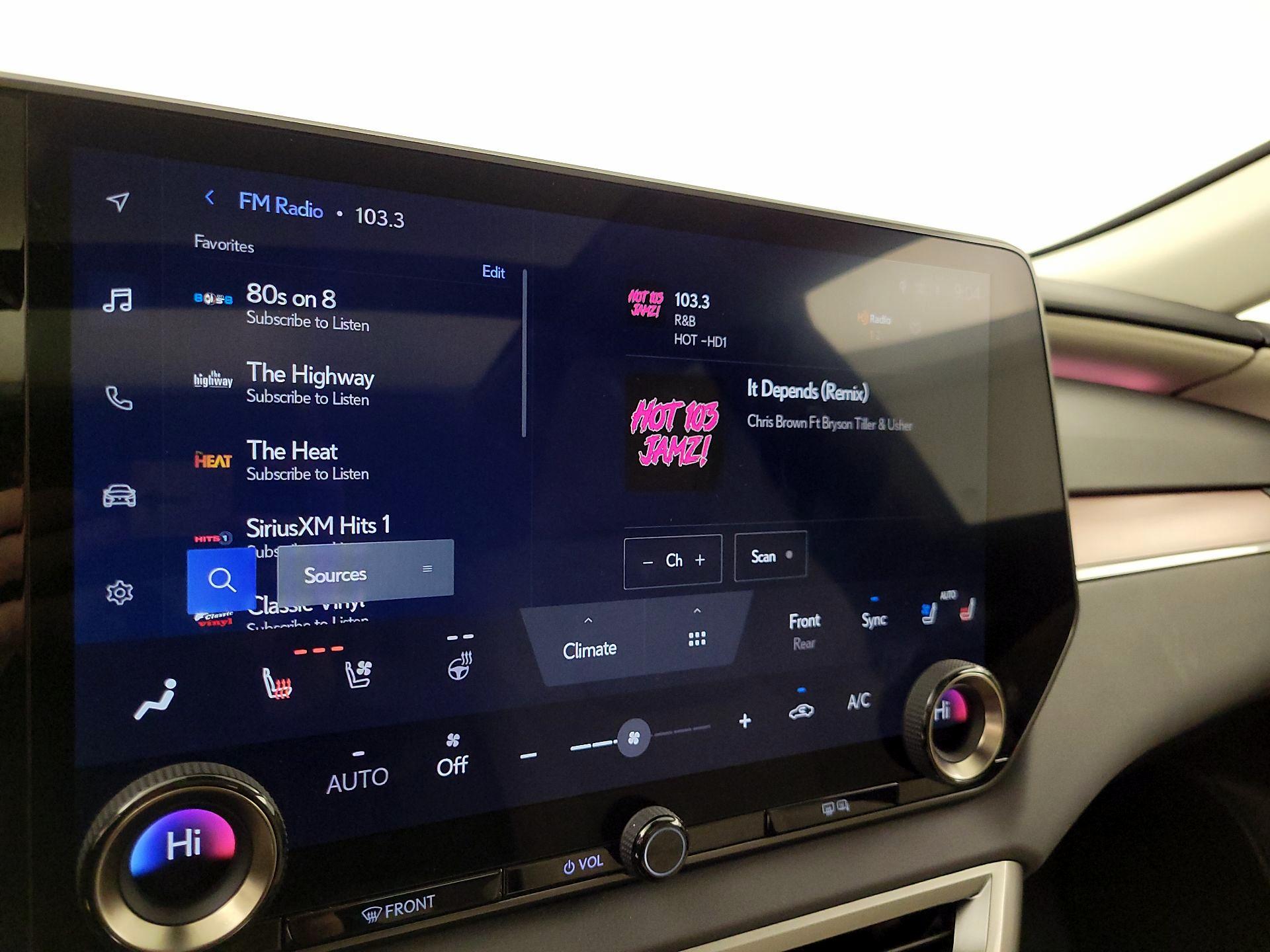 Thumbnail: 2023 Lexus RX - 15