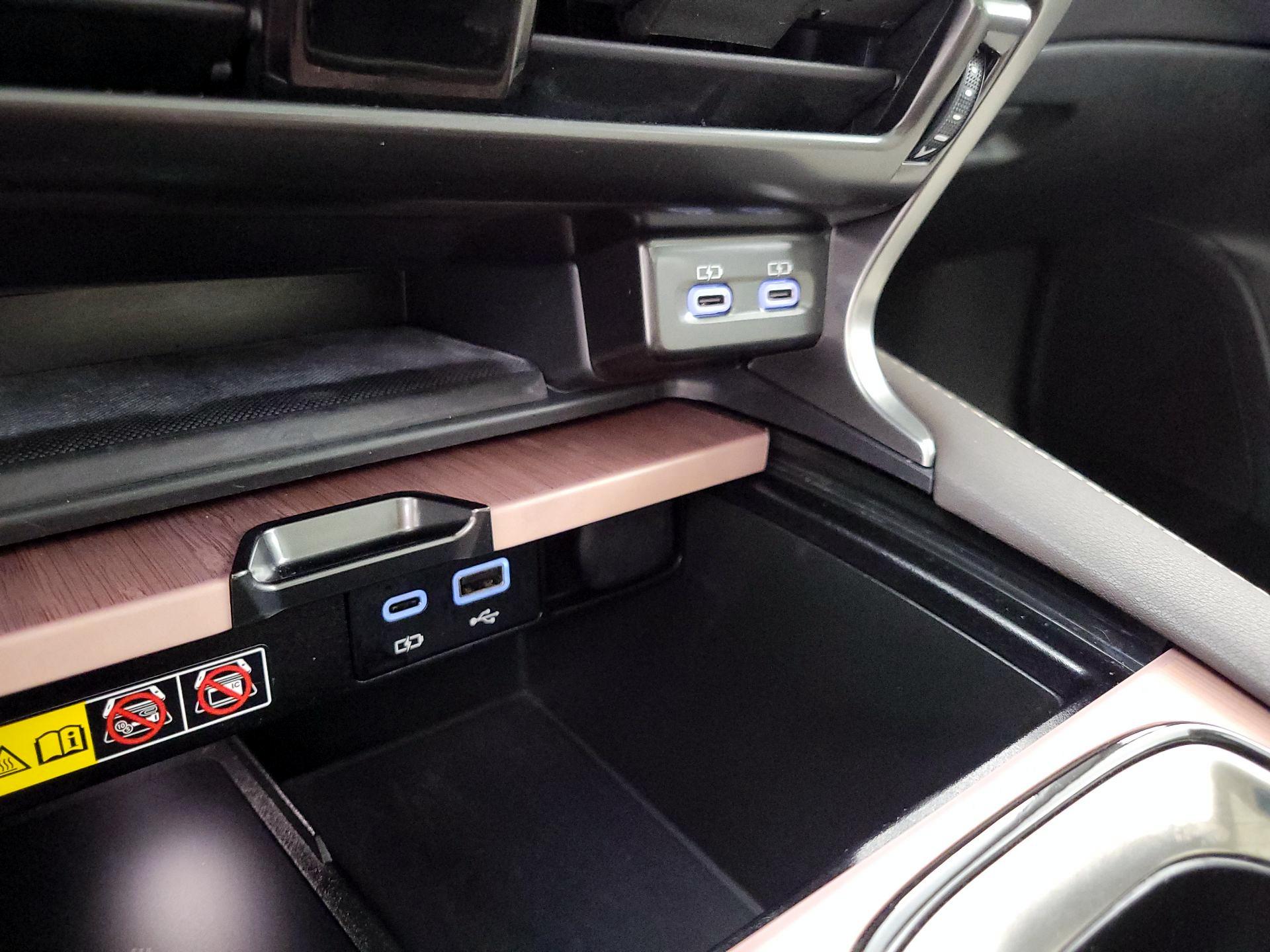 Thumbnail: 2023 Lexus RX - 18