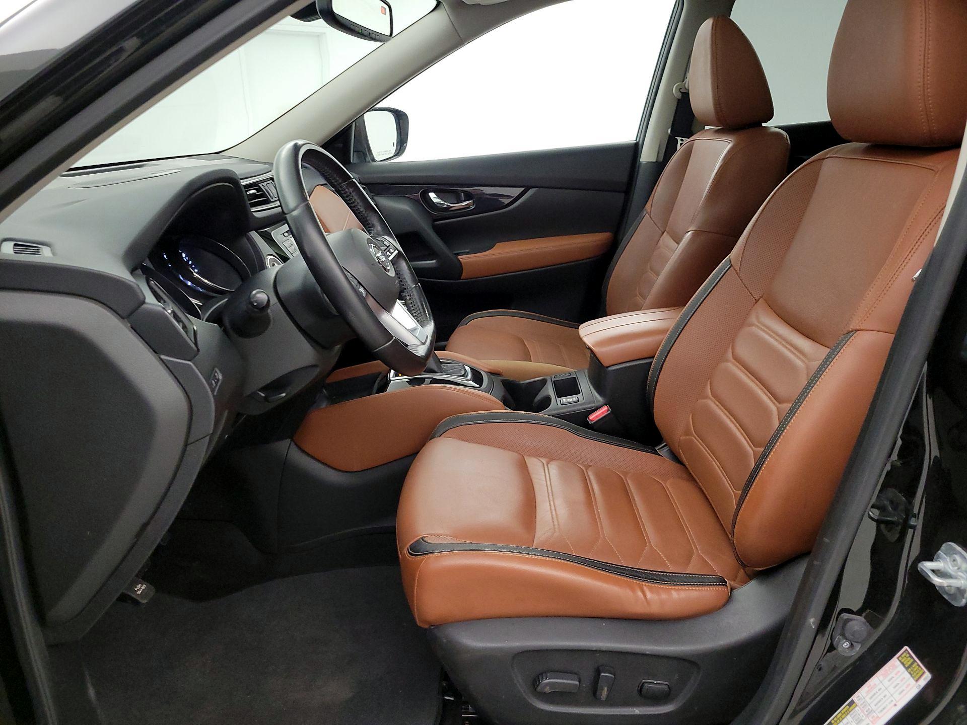 Thumbnail: 2017 Nissan Rogue - 11