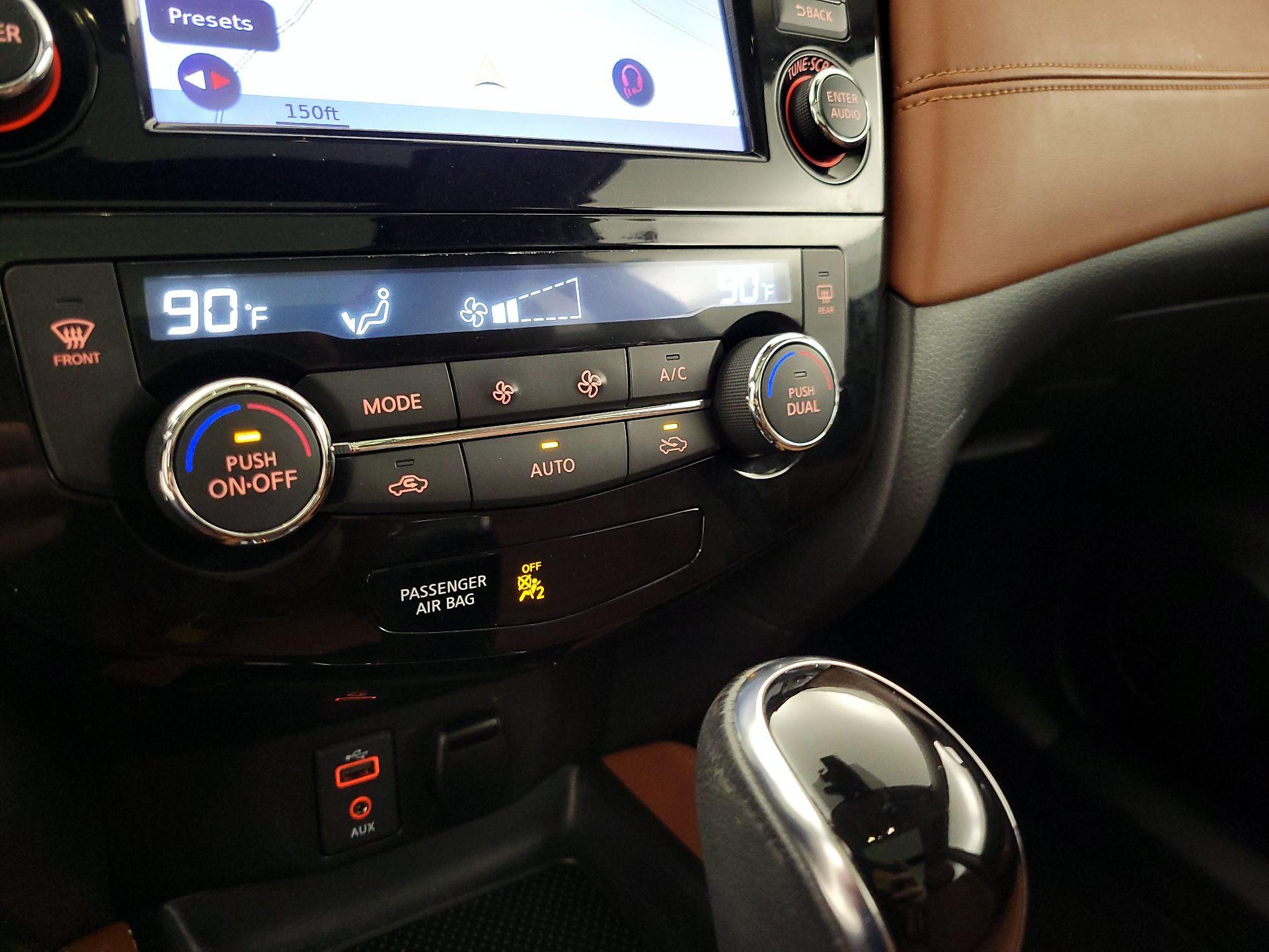 Thumbnail: 2017 Nissan Rogue - 17