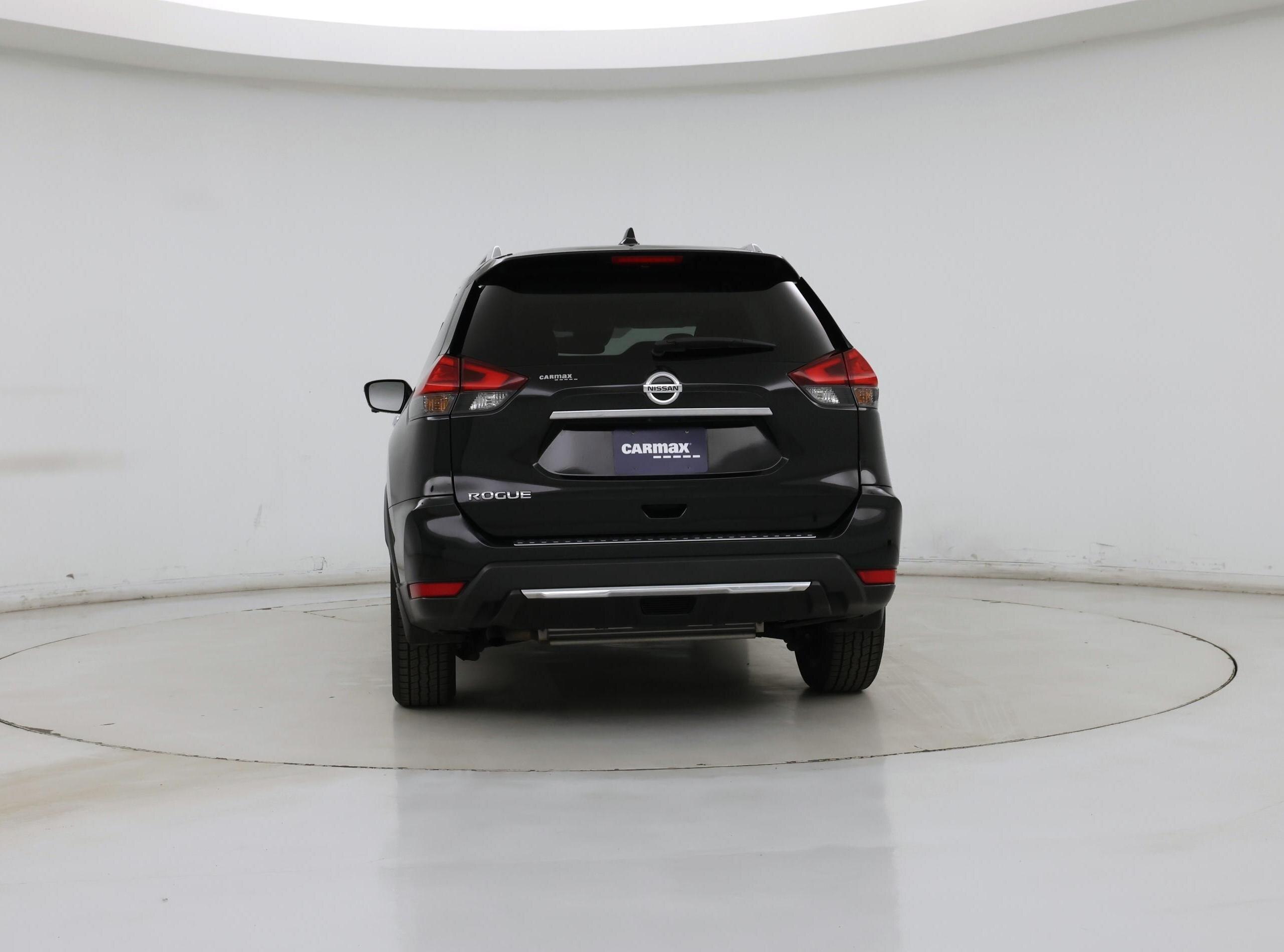 Thumbnail: 2017 Nissan Rogue - 6