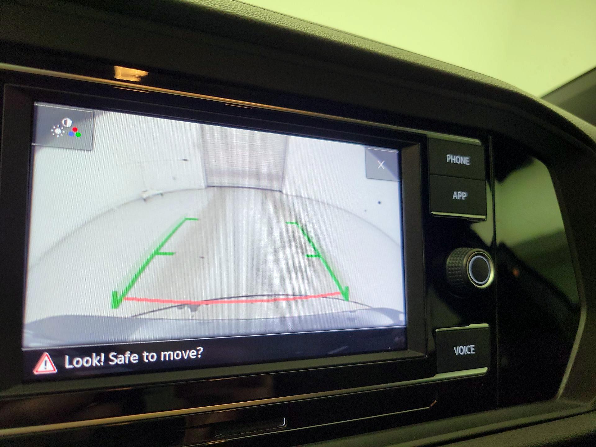 Thumbnail: 2023 Volkswagen Jetta - 14