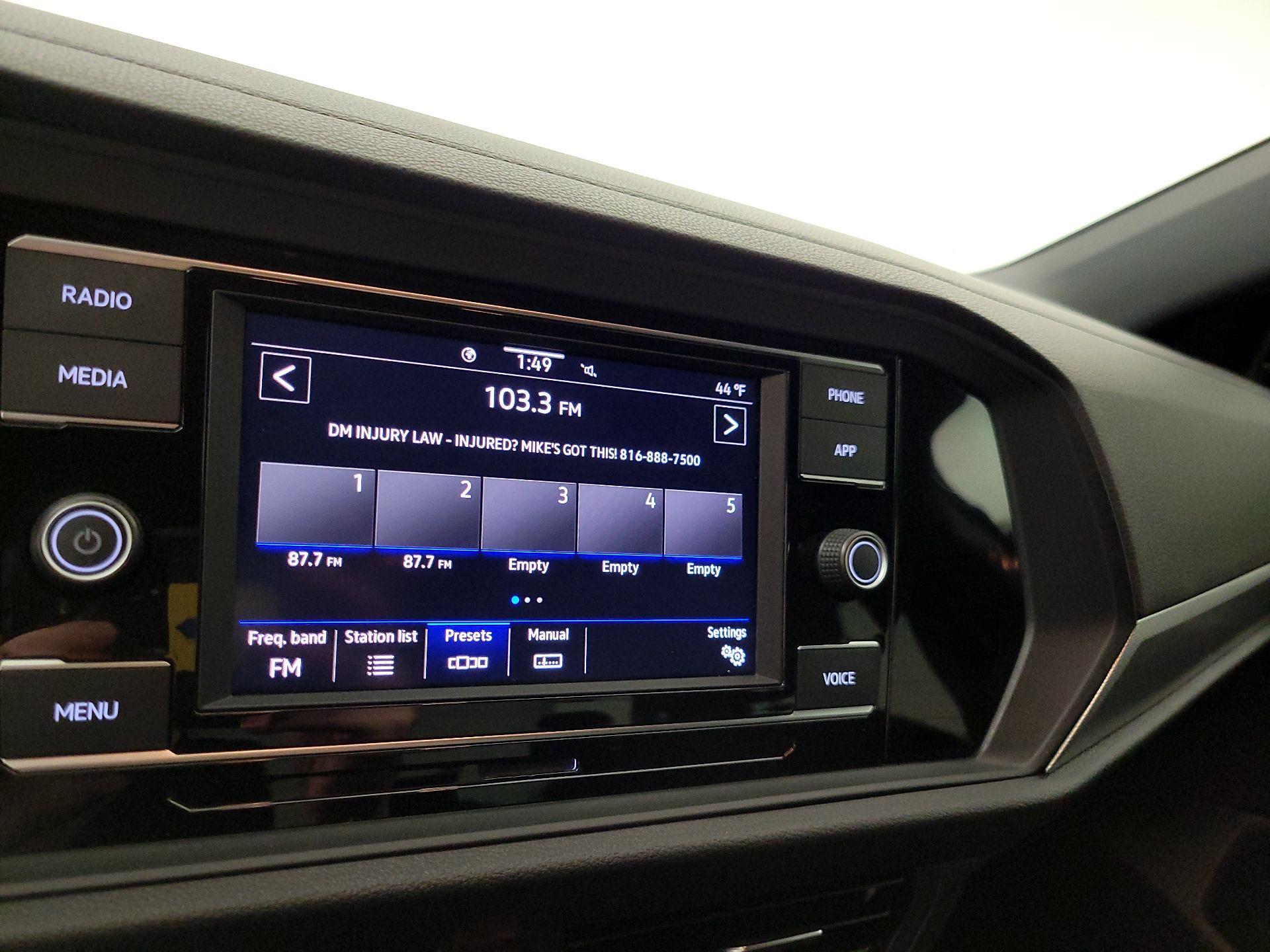 Thumbnail: 2023 Volkswagen Jetta - 15