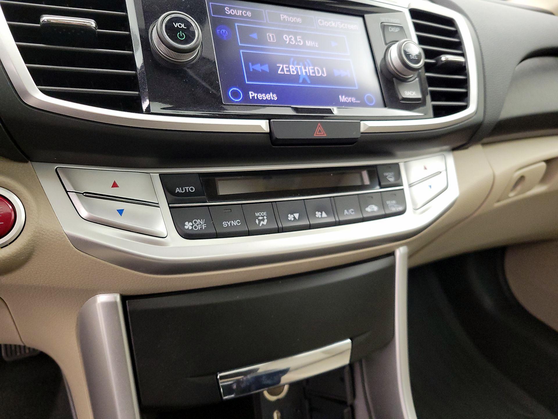 Thumbnail: 2014 Honda Accord - 16