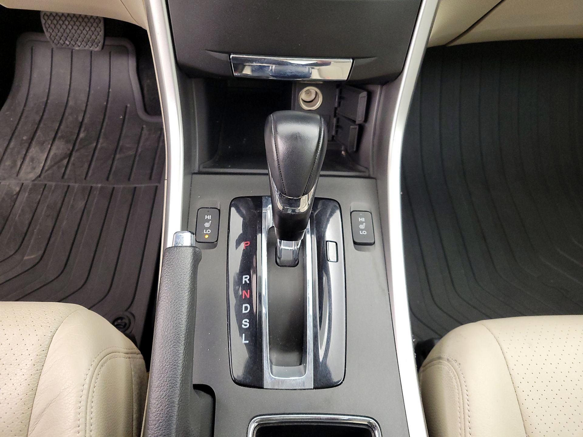 Thumbnail: 2014 Honda Accord - 17