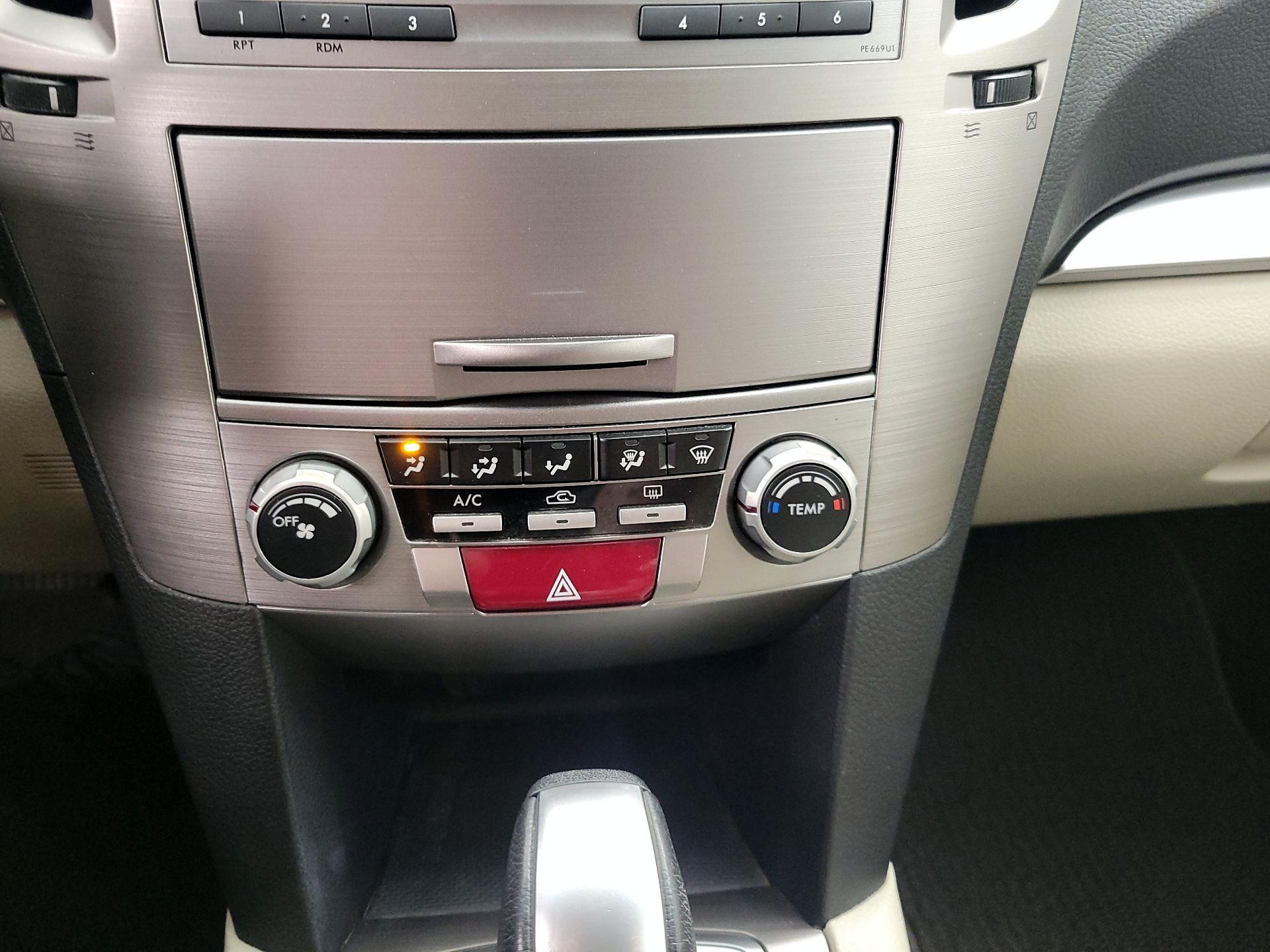 Thumbnail: 2014 Subaru Outback - 15