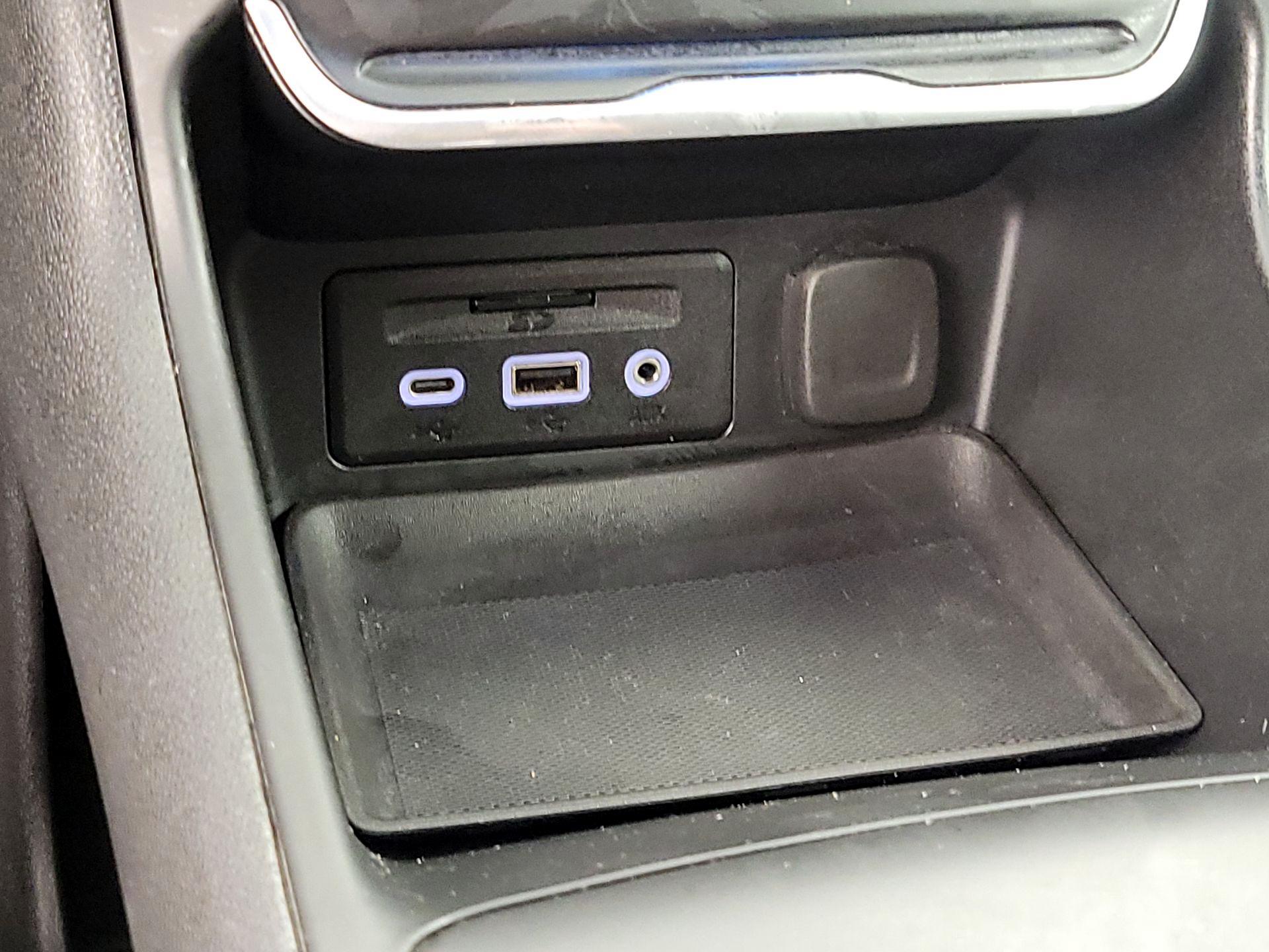 Thumbnail: 2020 GMC Terrain - 19