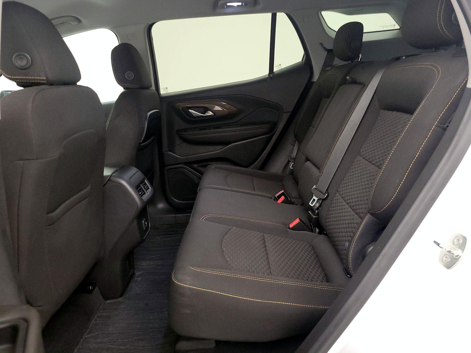 Thumbnail: 2020 GMC Terrain - 20