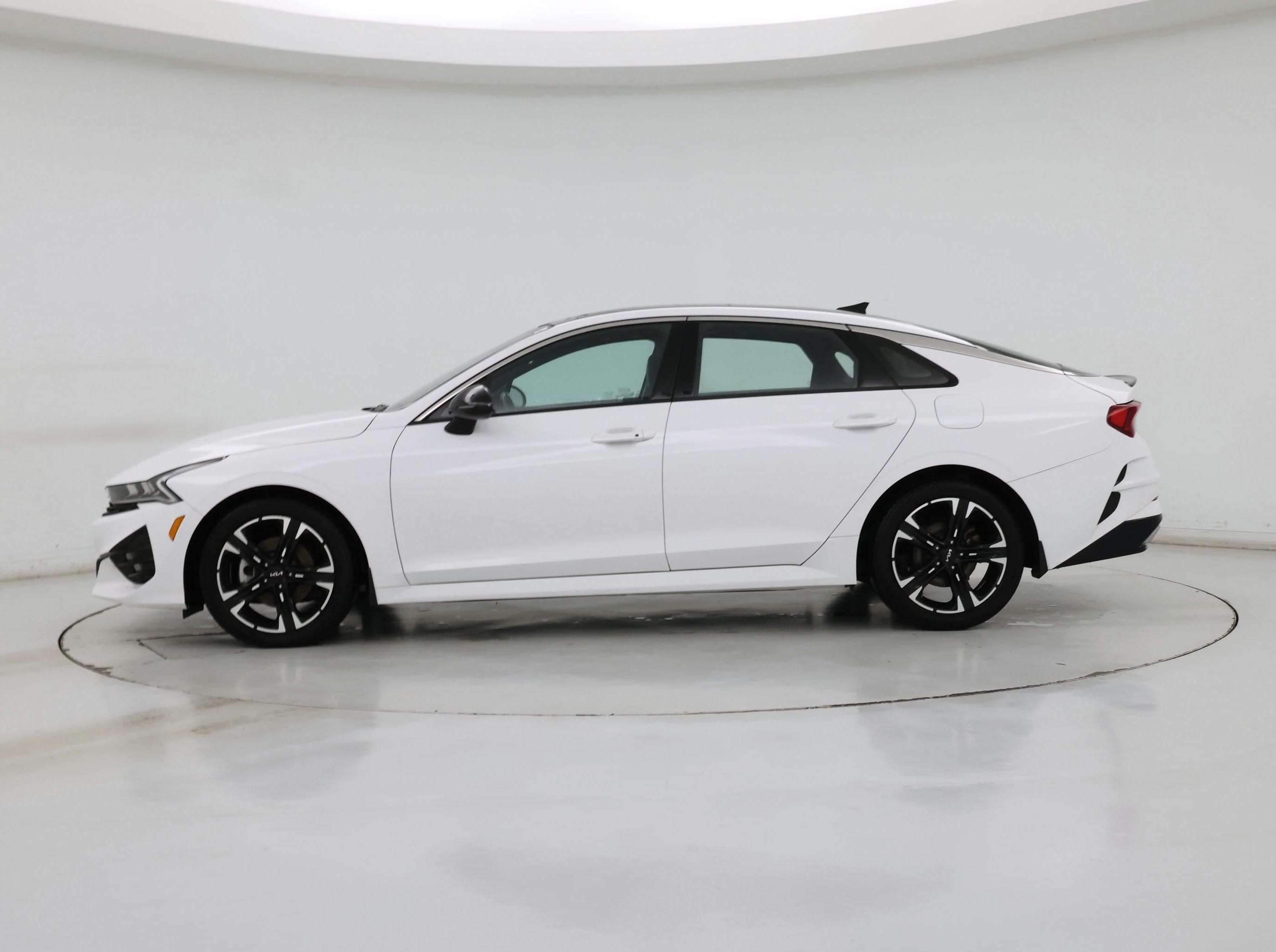 Thumbnail: 2022 Kia K5 - 3