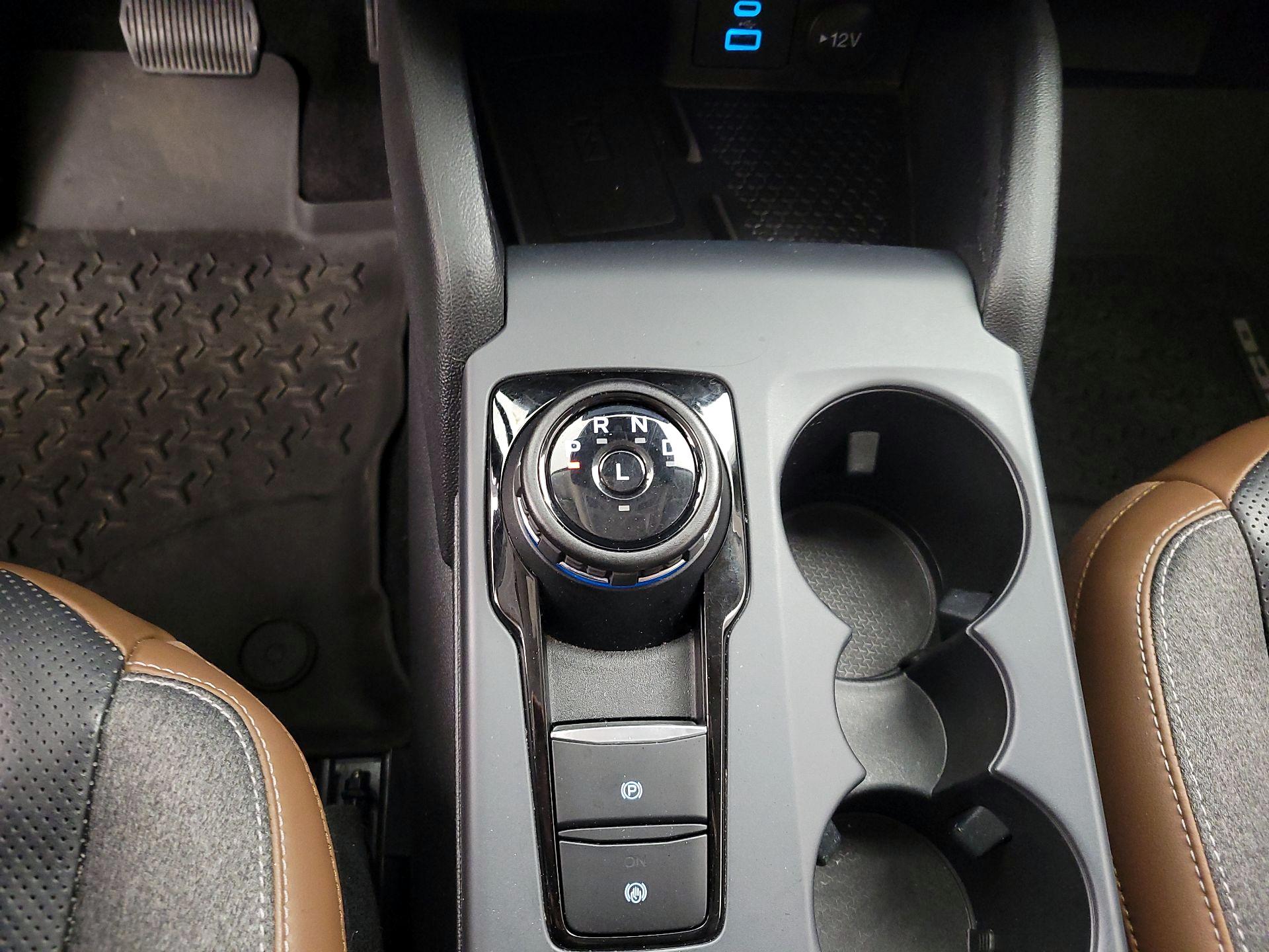 Thumbnail: 2022 Ford Bronco Sport - 18