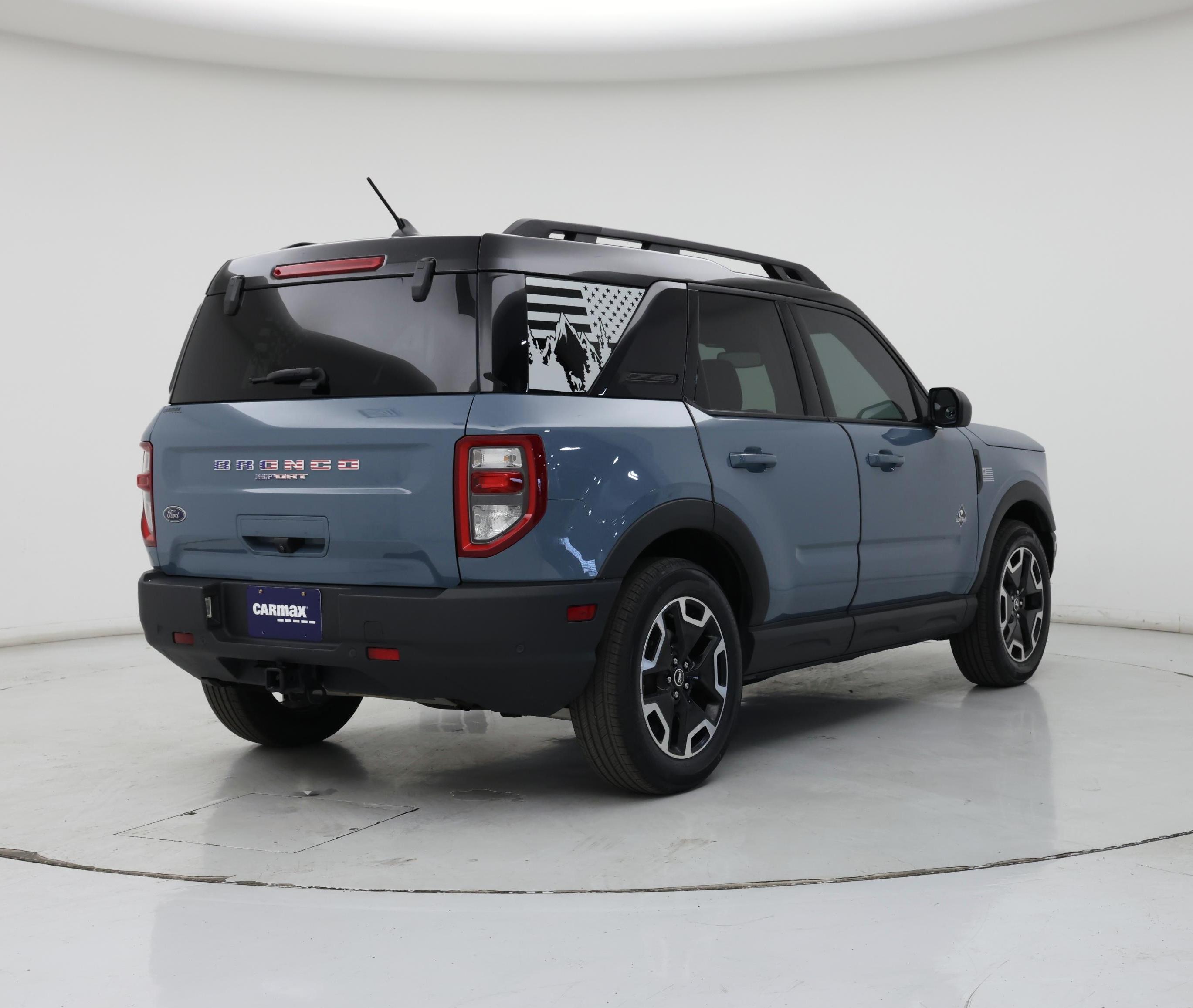 Thumbnail: 2022 Ford Bronco Sport - 8