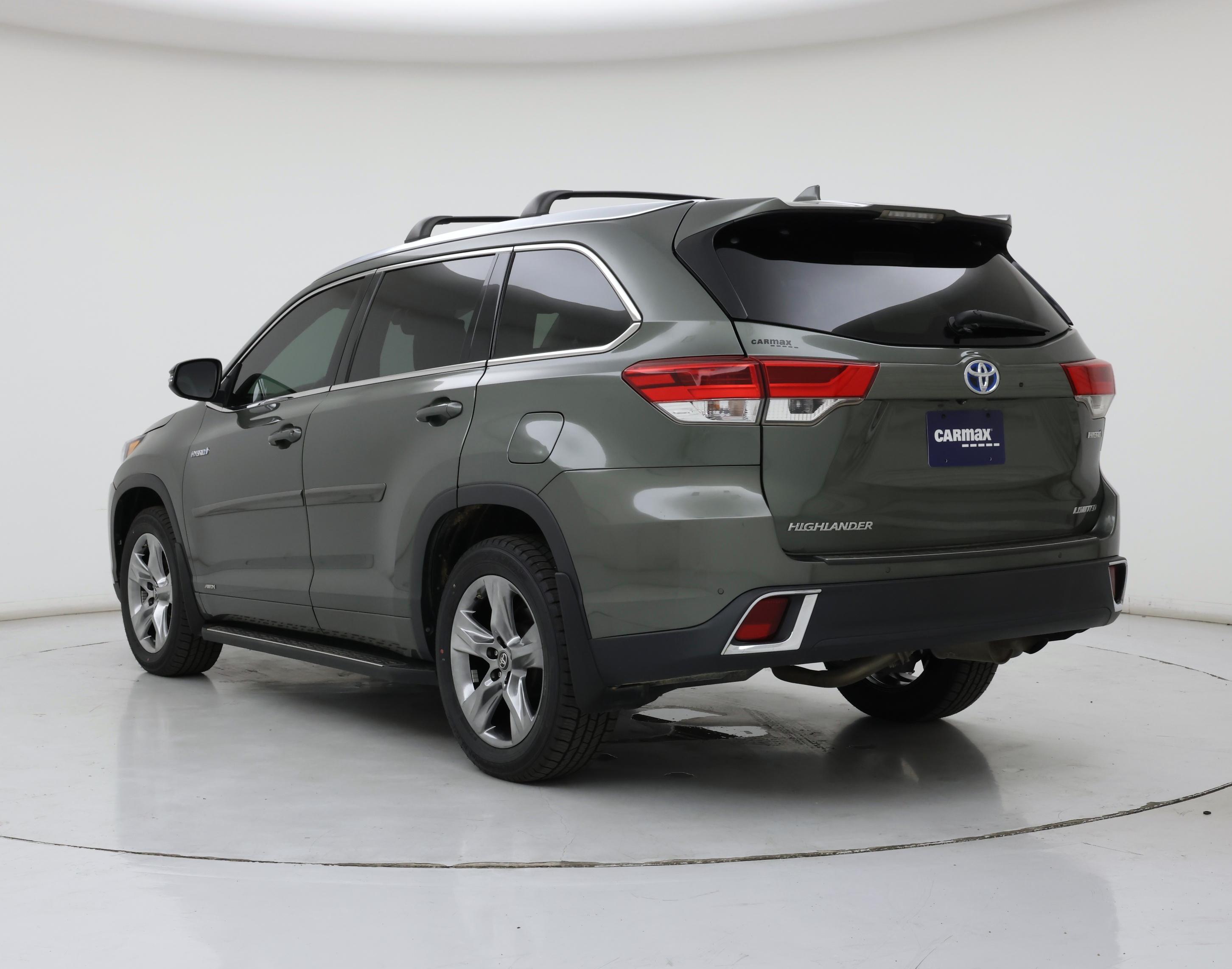 Thumbnail: 2018 Toyota Highlander - 2