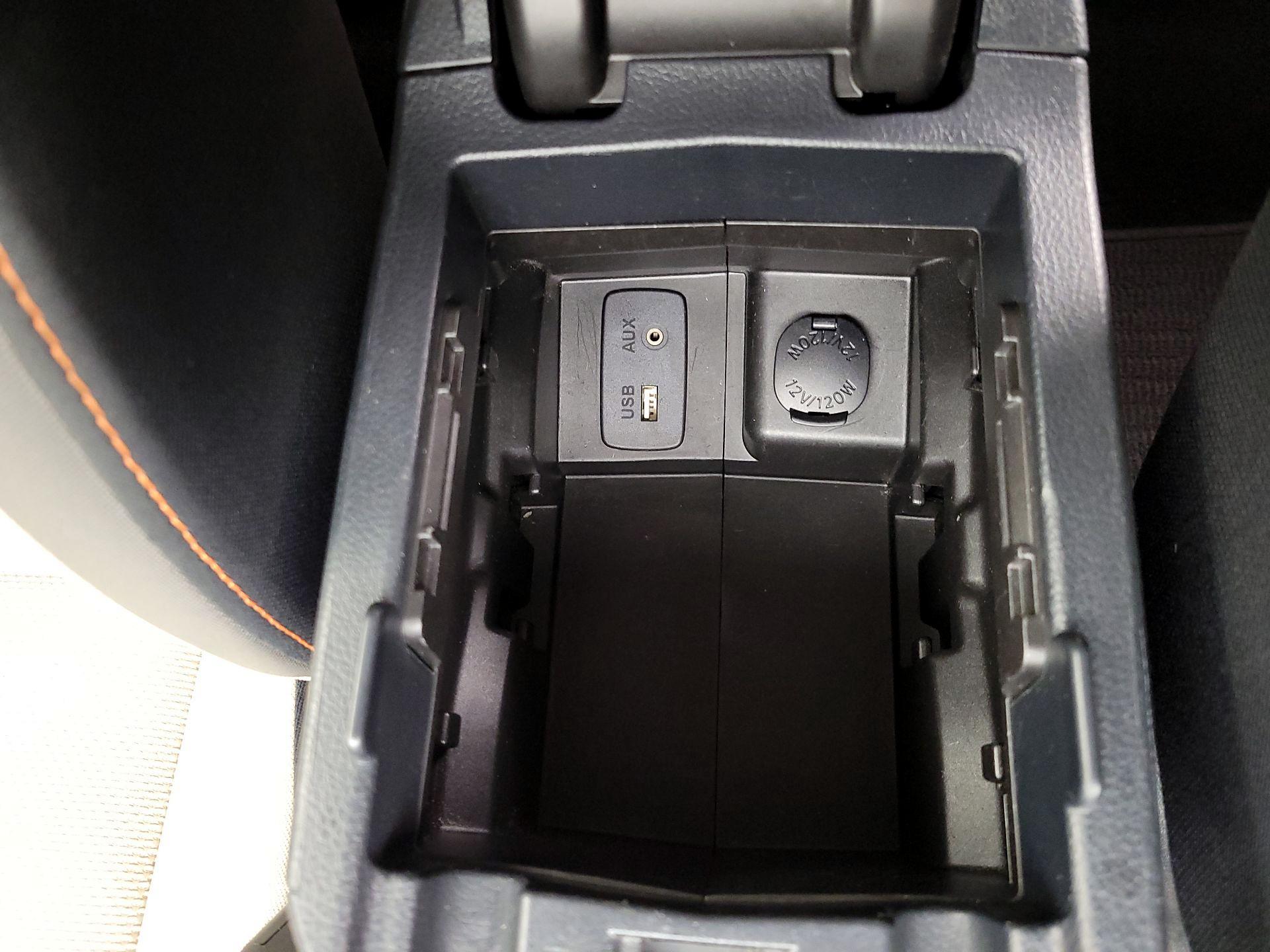 Thumbnail: 2016 Subaru XV Crosstrek - 18