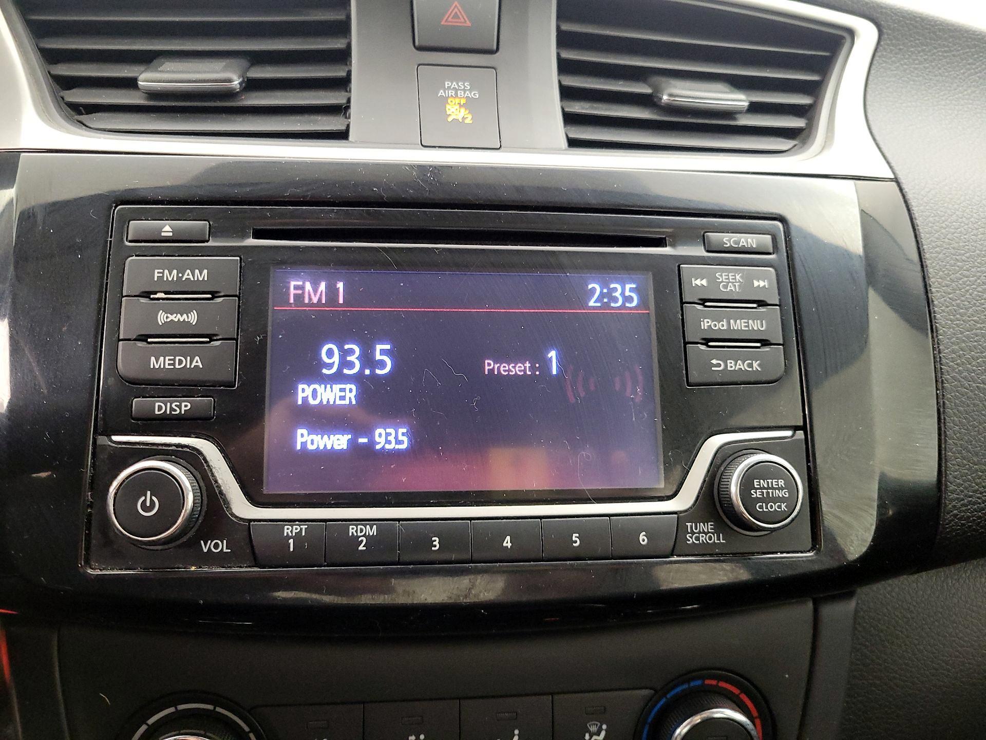 Thumbnail: 2017 Nissan Sentra - 15