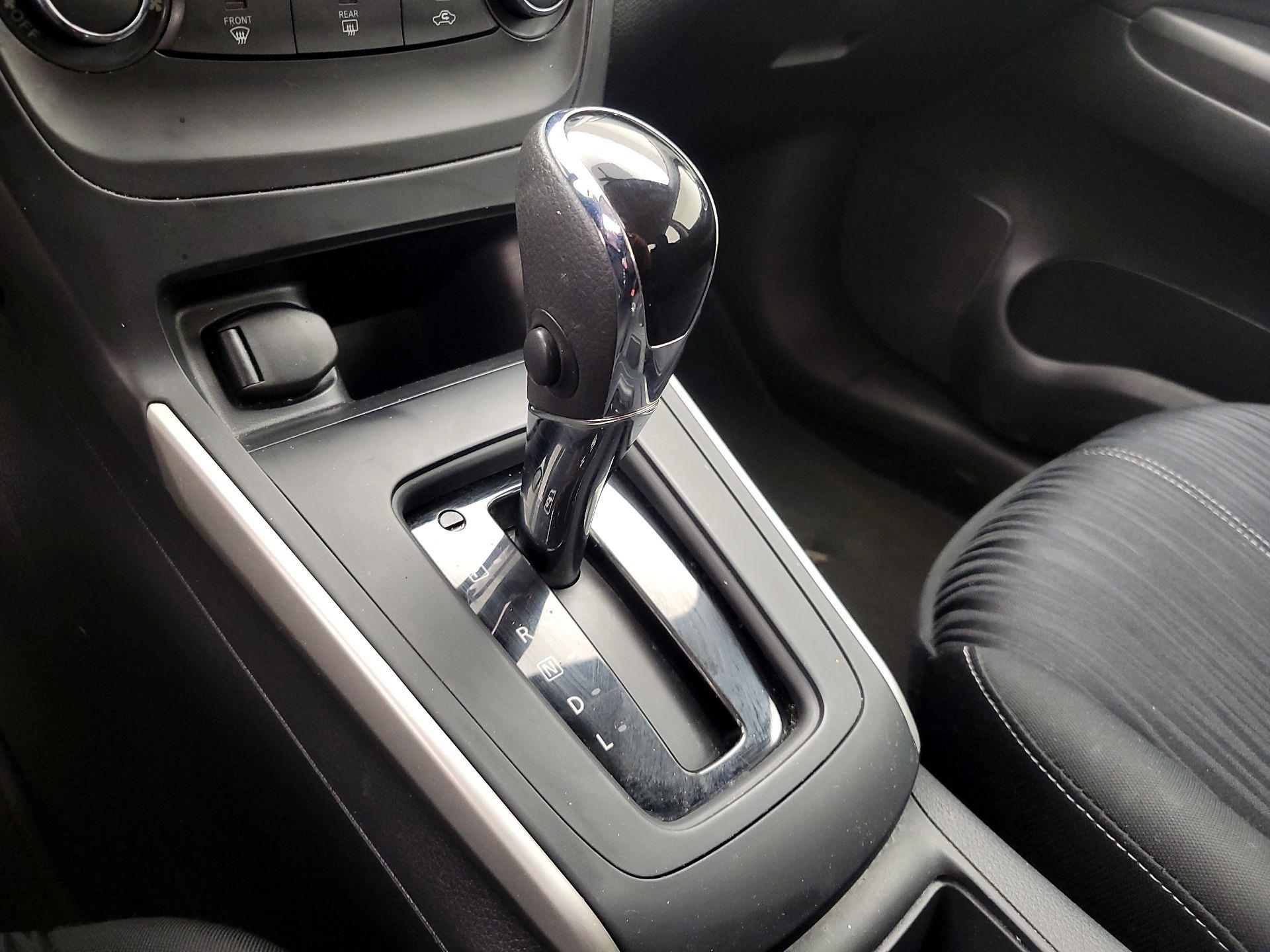 Thumbnail: 2017 Nissan Sentra - 17