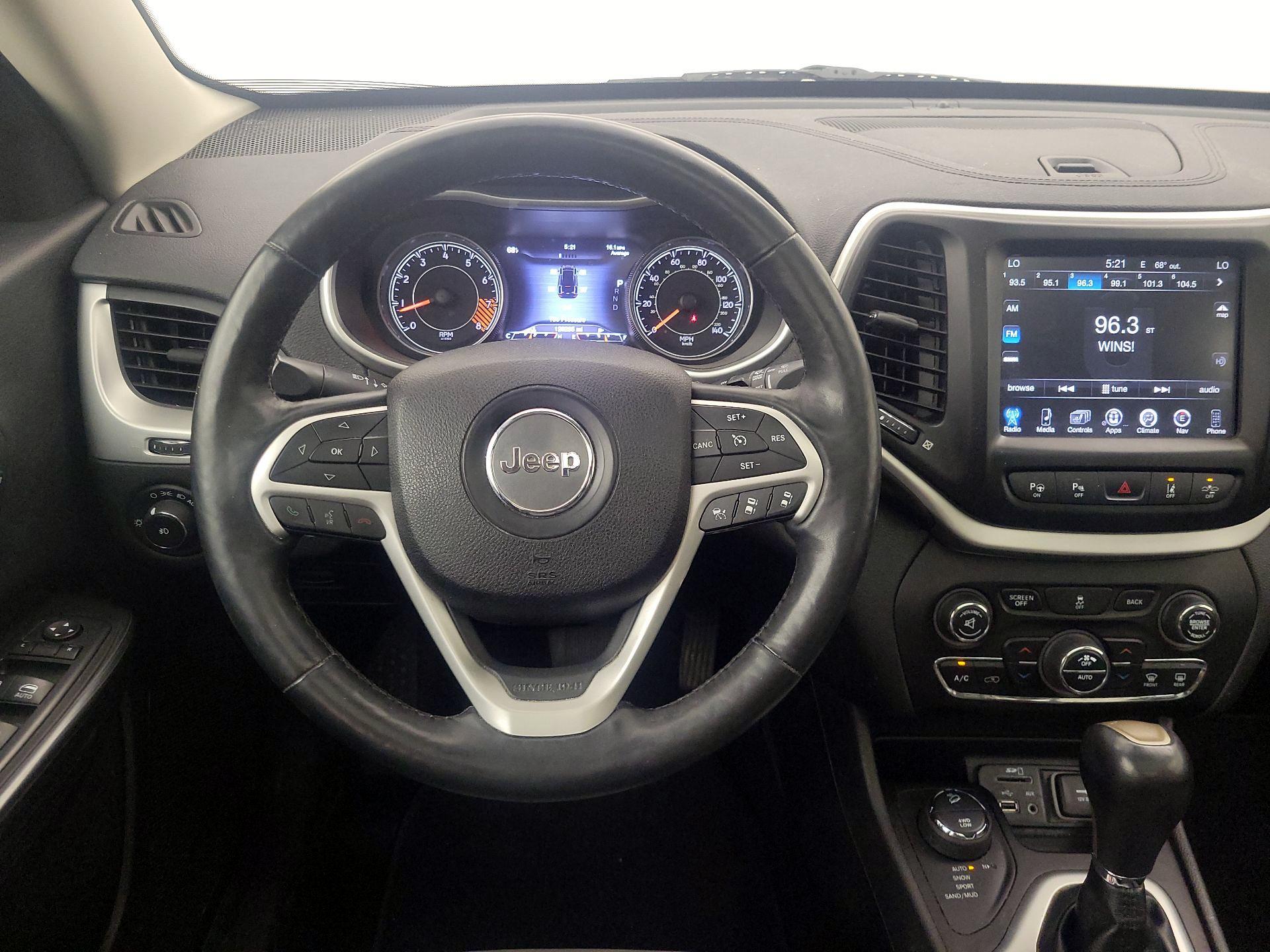 Thumbnail: 2014 Jeep Cherokee - 10