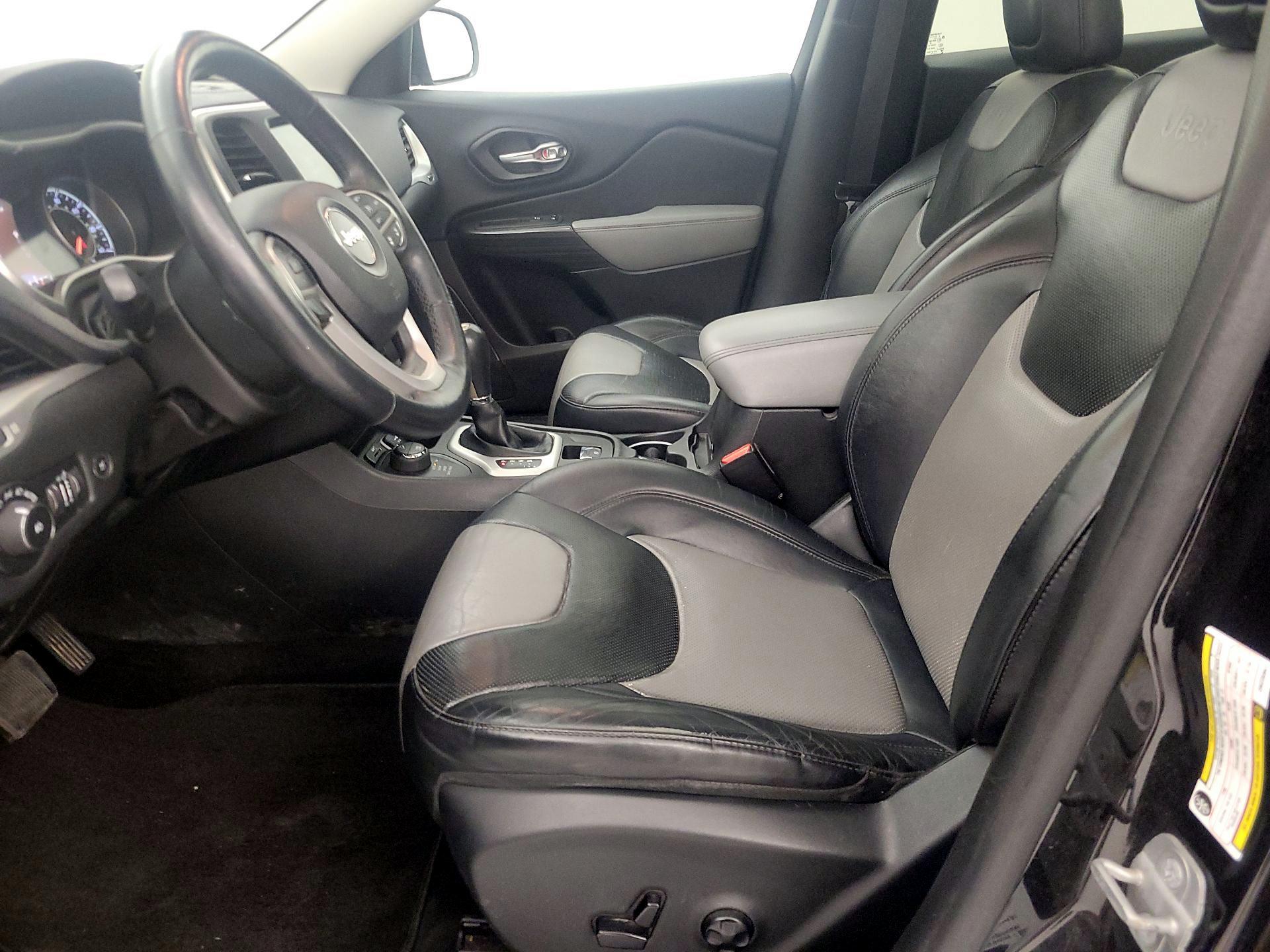 Thumbnail: 2014 Jeep Cherokee - 11