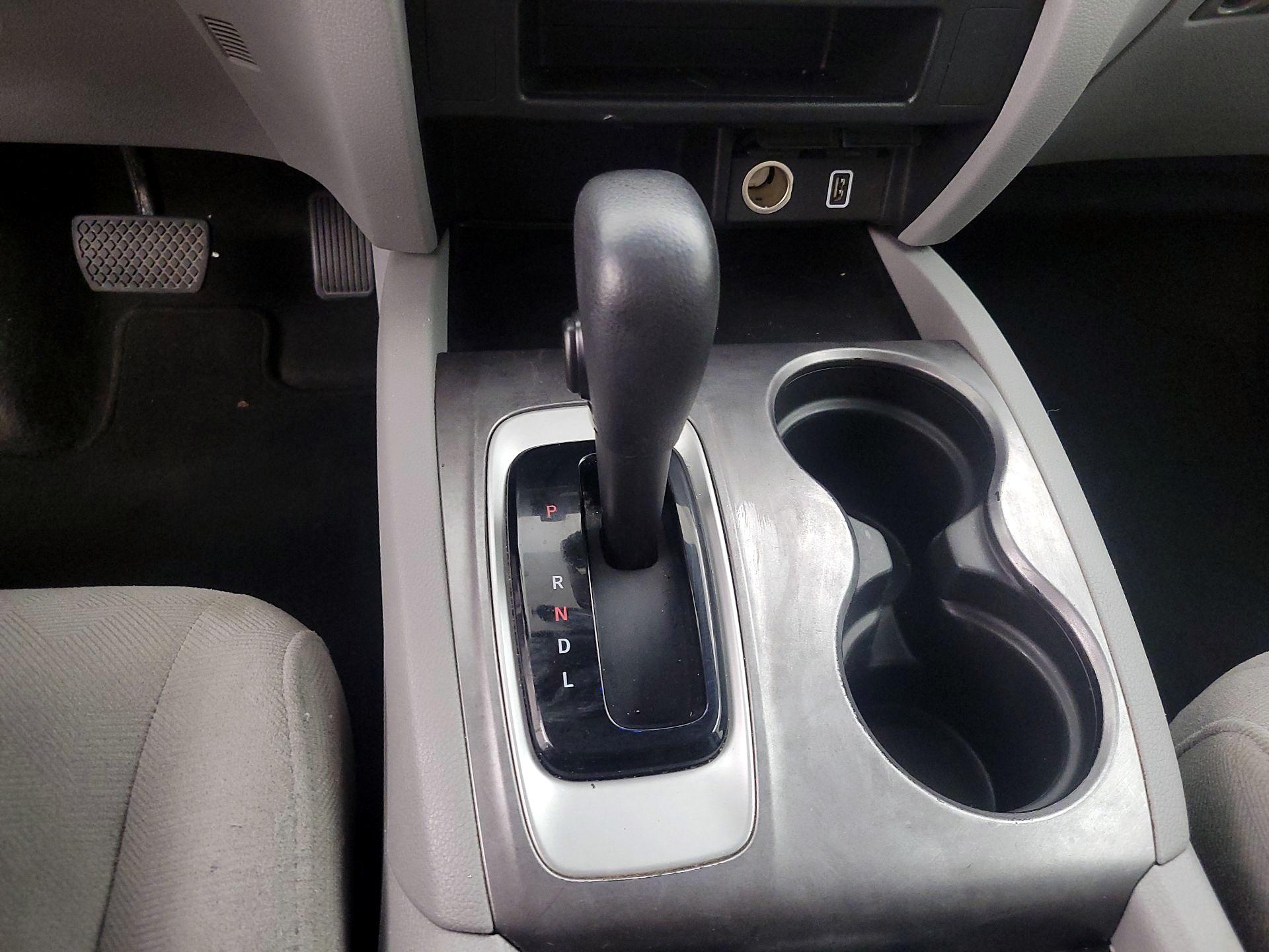 Thumbnail: 2019 Honda Pilot - 17