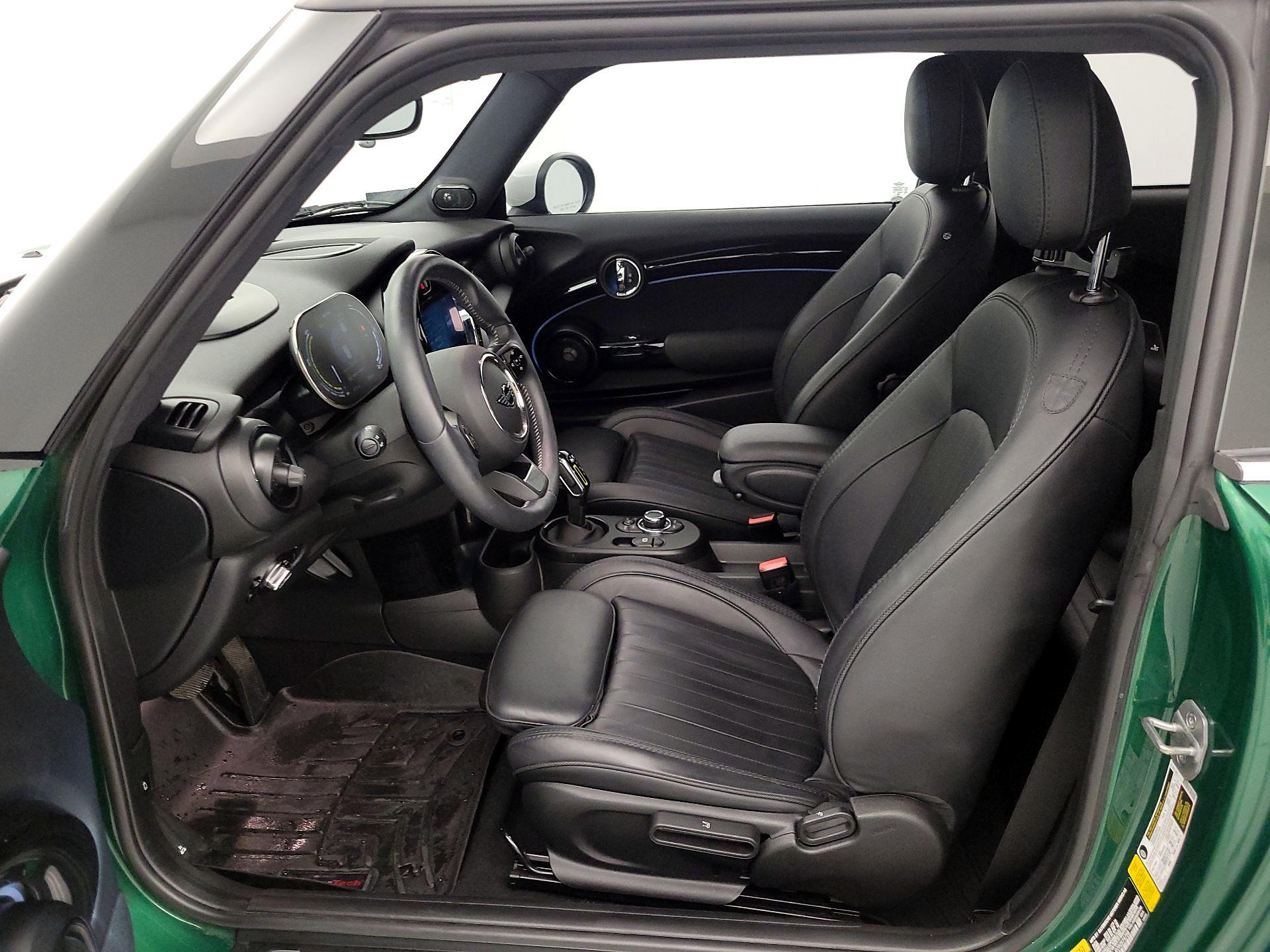 Thumbnail: 2023 MINI Cooper Hardtop - 11