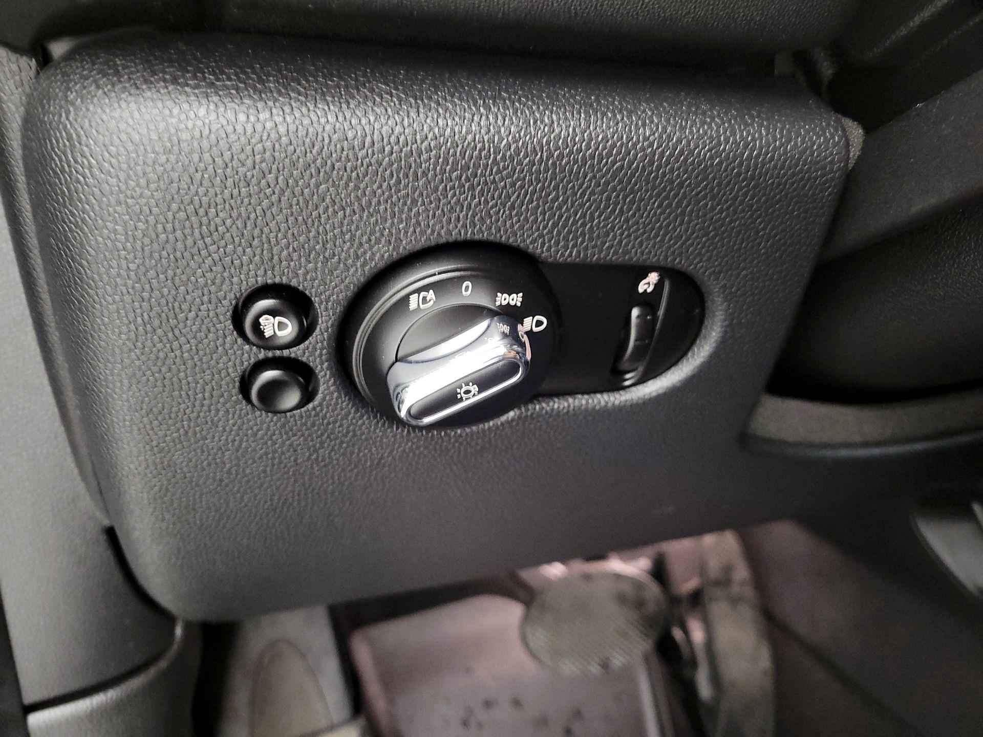 Thumbnail: 2023 MINI Cooper Hardtop - 13