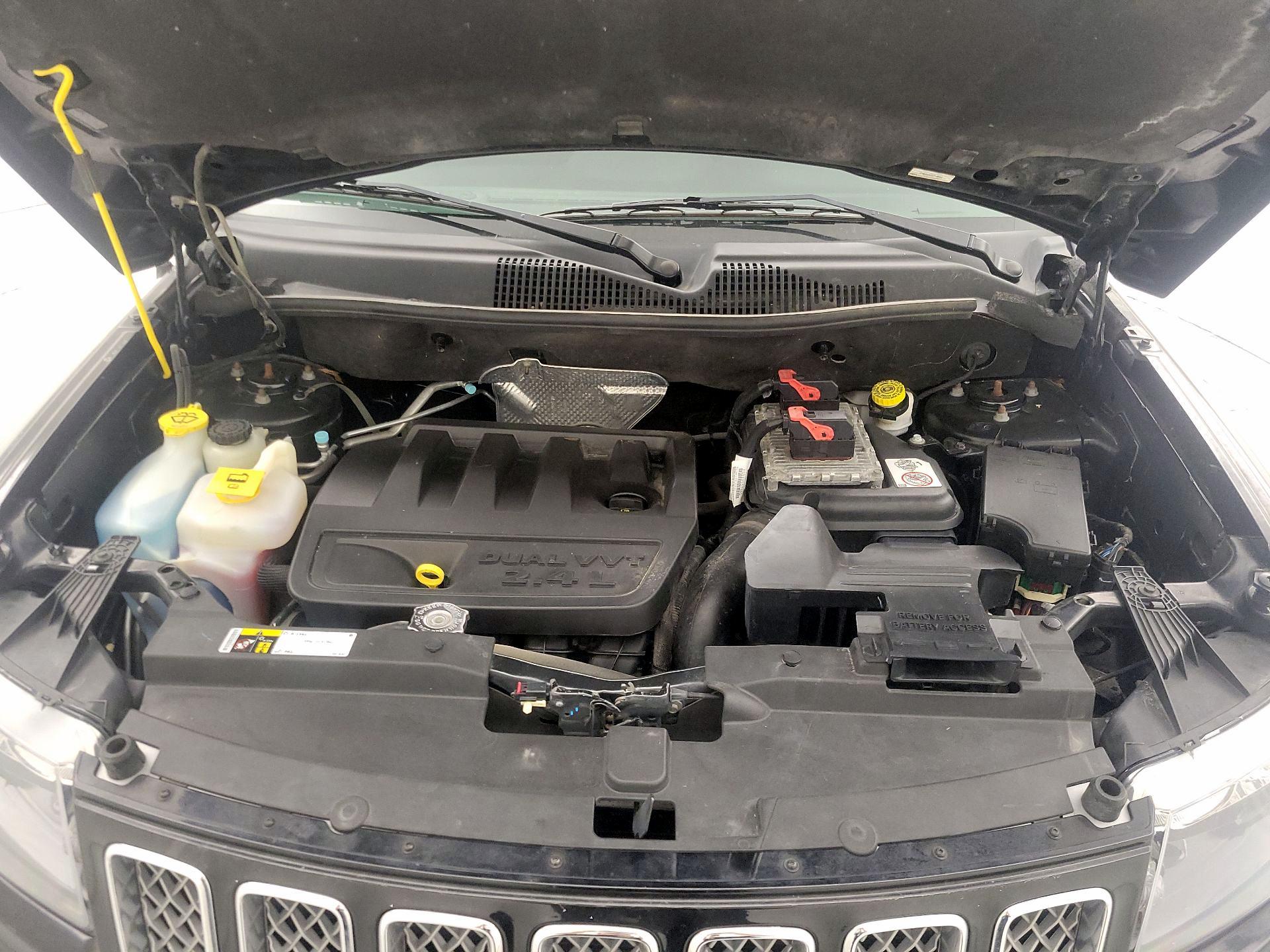 Thumbnail: 2017 Jeep Compass - 18