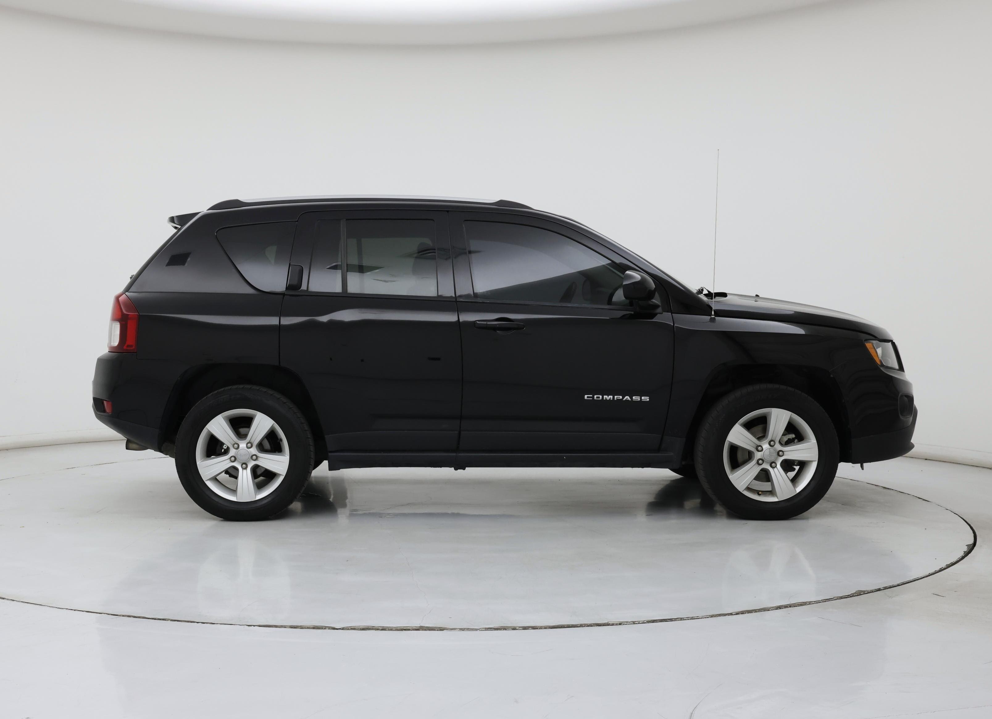 Thumbnail: 2017 Jeep Compass - 7