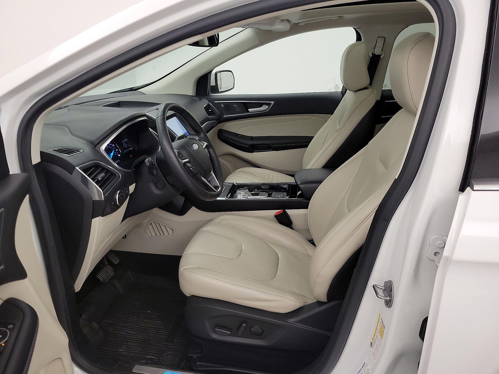 Thumbnail: 2020 Ford Edge - 11