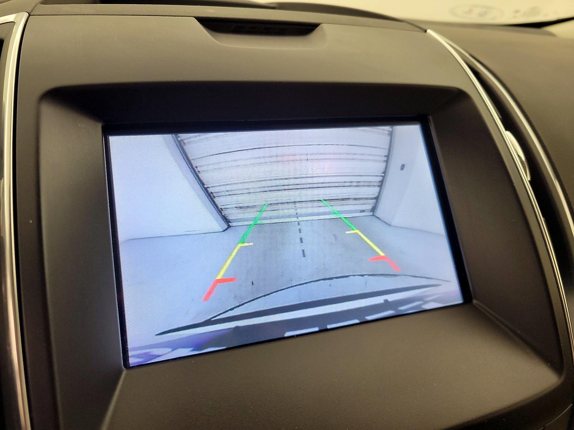 Thumbnail: 2020 Ford Edge - 15