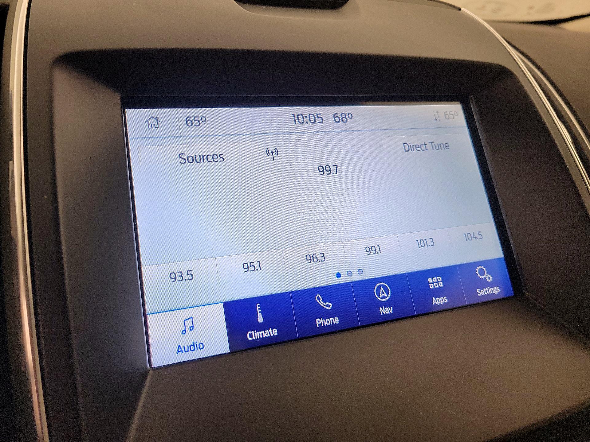 Thumbnail: 2020 Ford Edge - 16