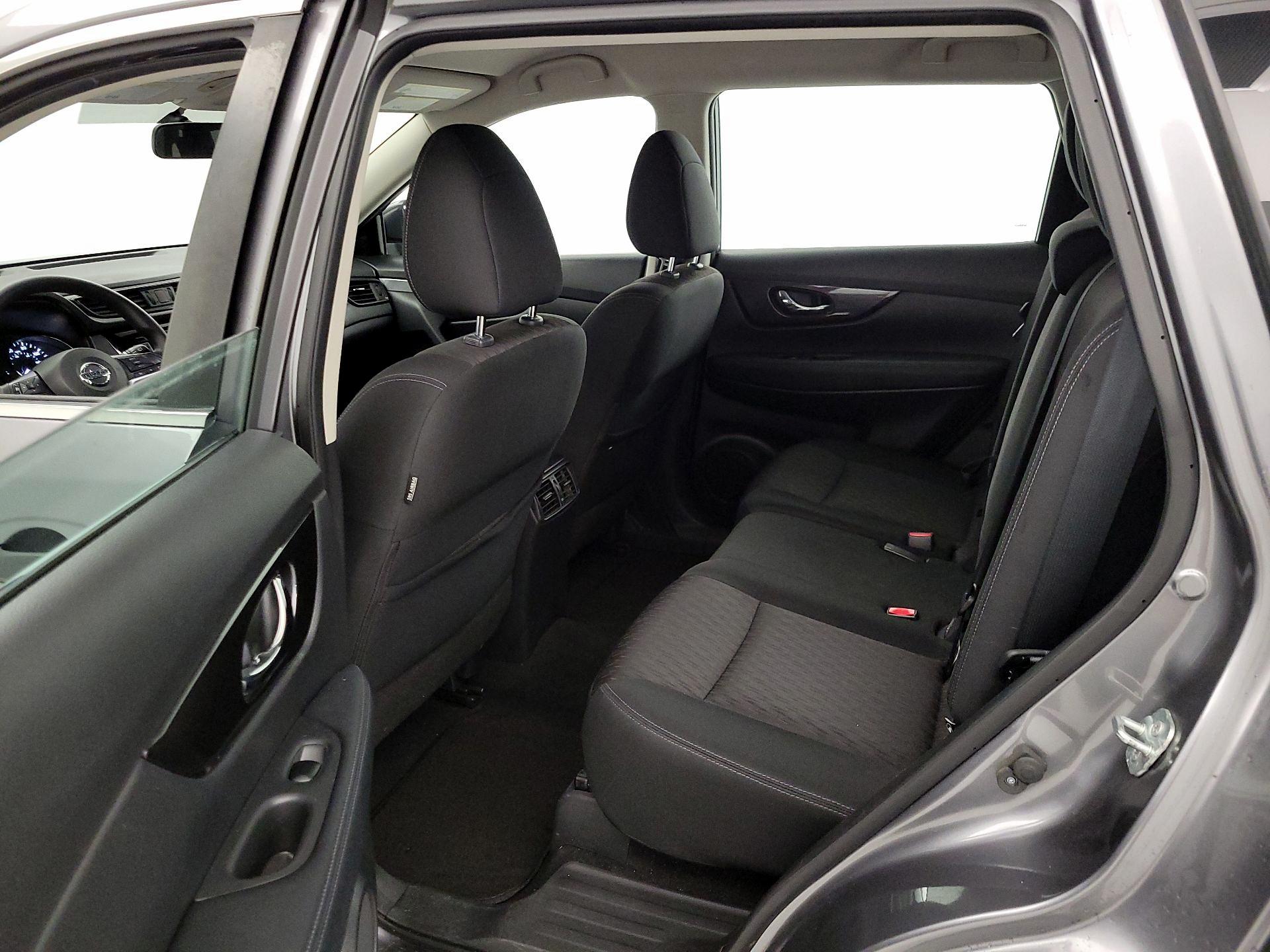 Thumbnail: 2018 Nissan Rogue - 19