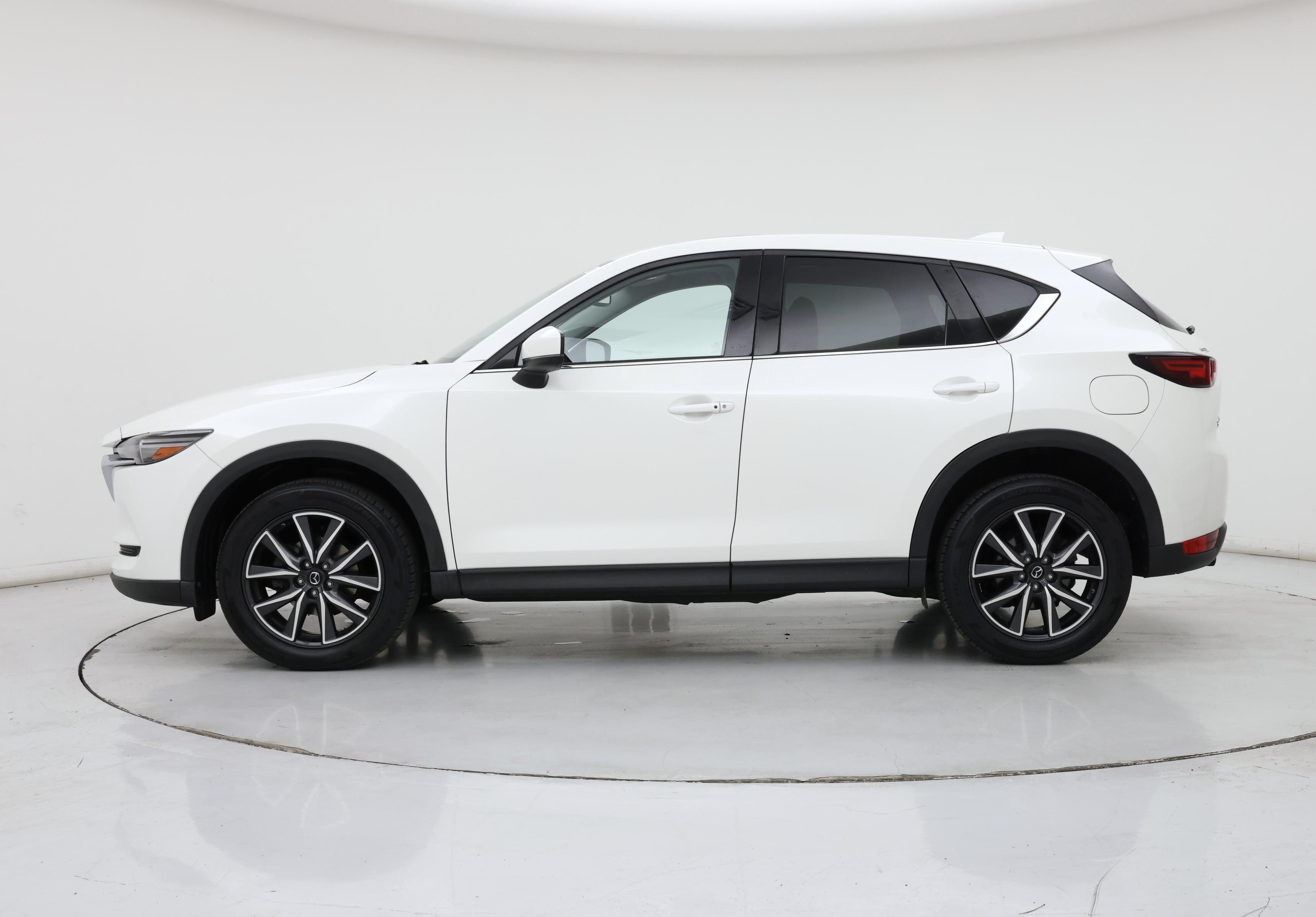 Thumbnail: 2017 Mazda CX-5 - 3