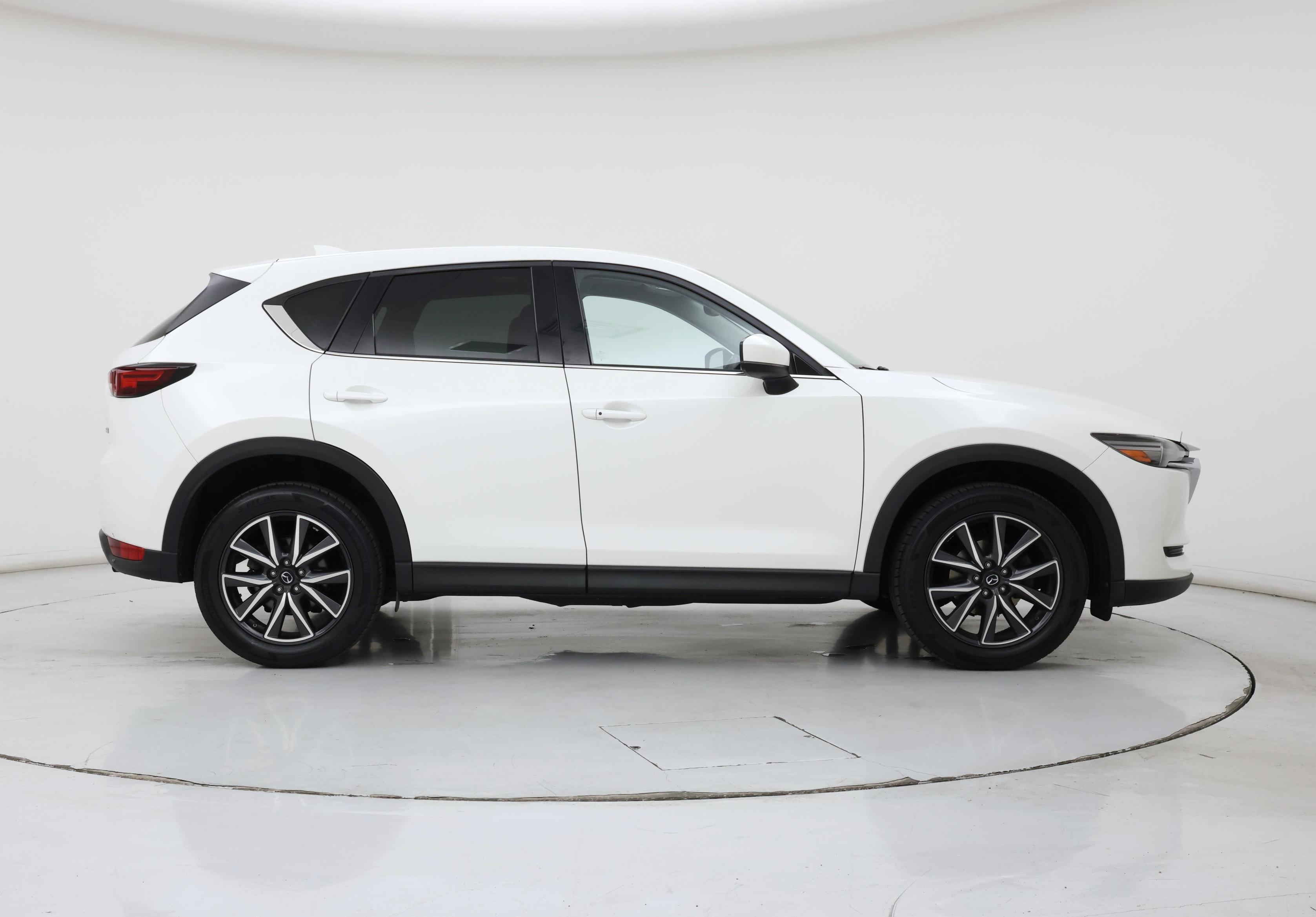Thumbnail: 2017 Mazda CX-5 - 7