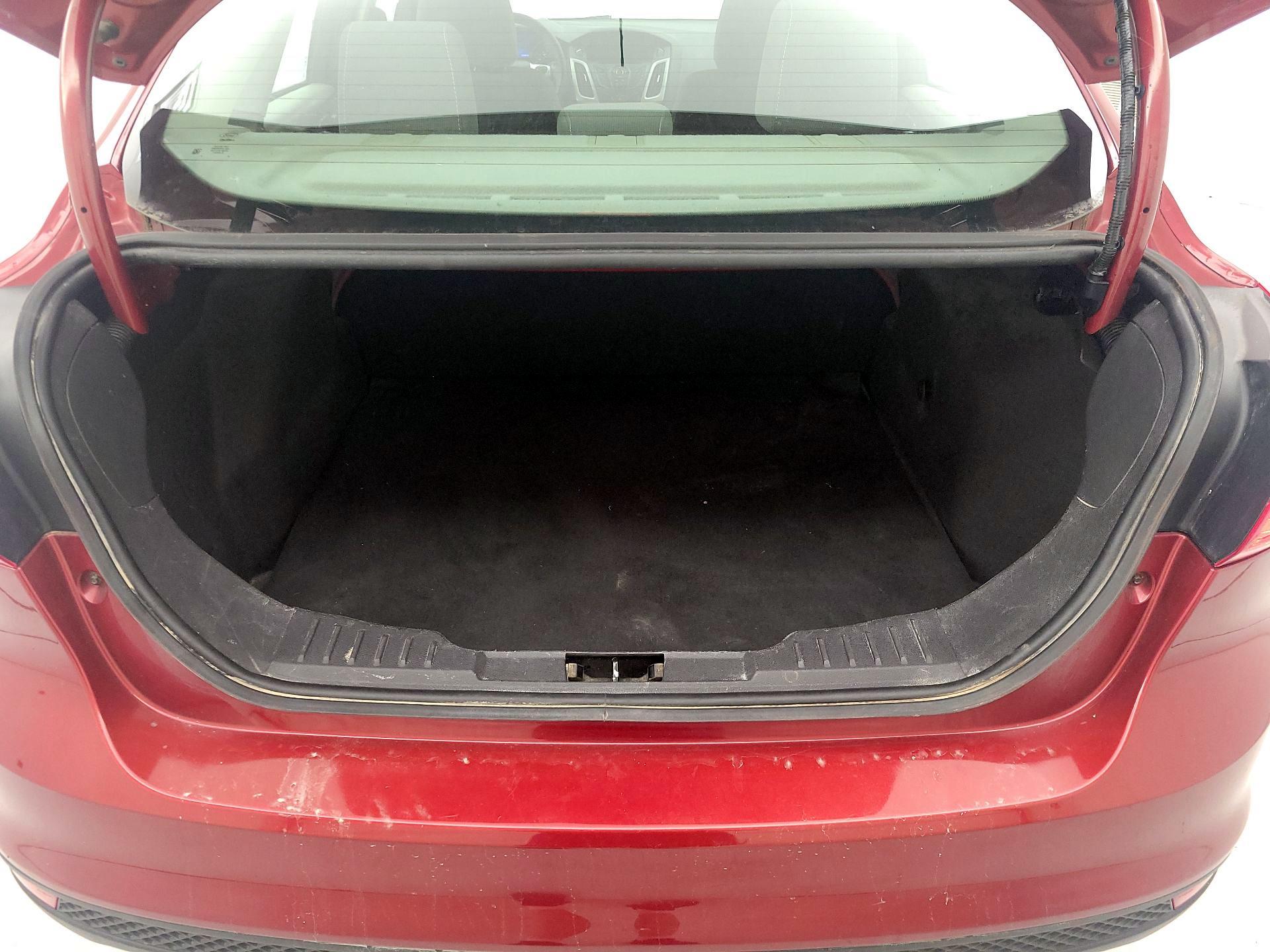 Thumbnail: 2014 Ford Focus - 20