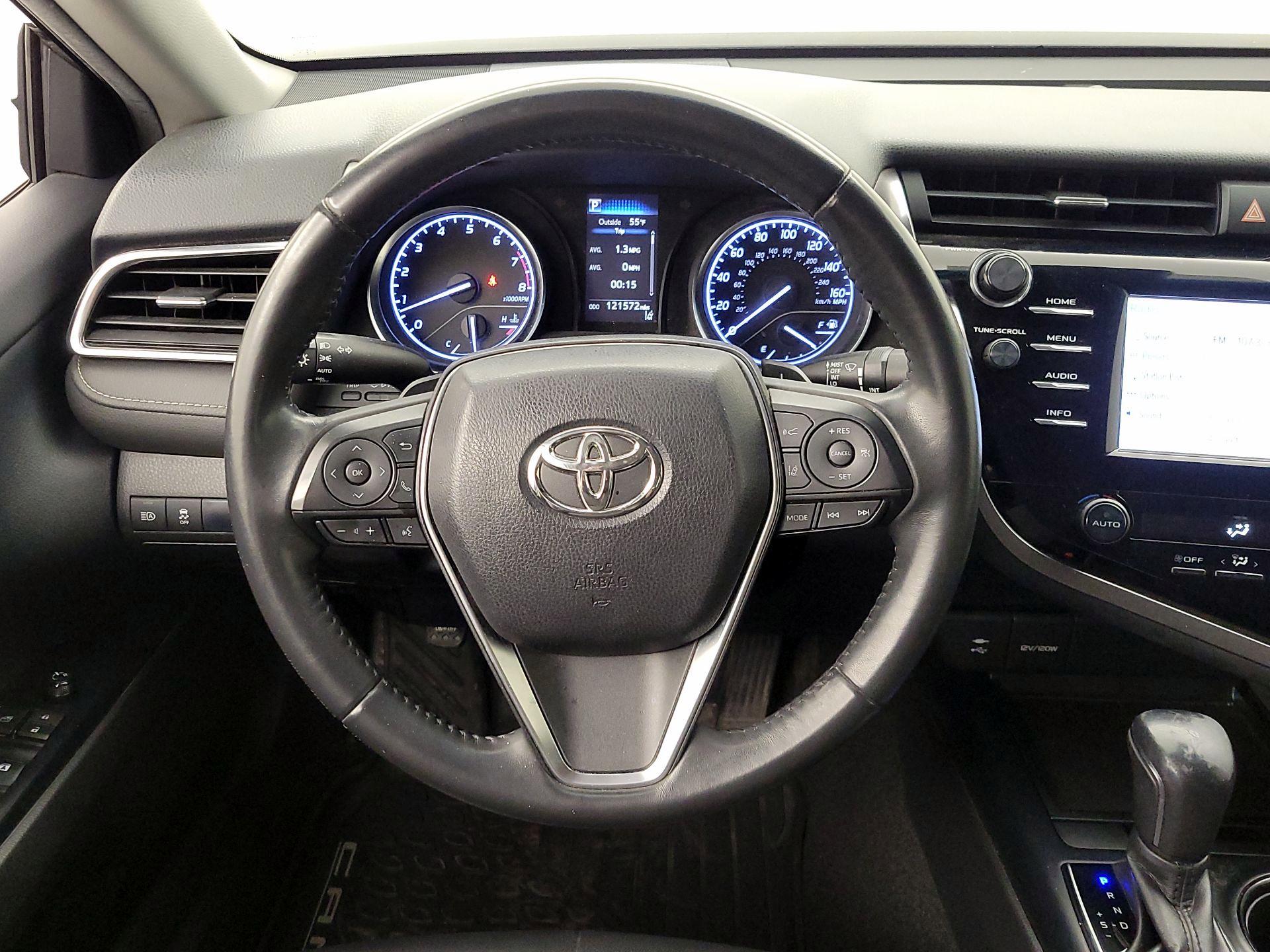 Thumbnail: 2018 Toyota Camry - 10