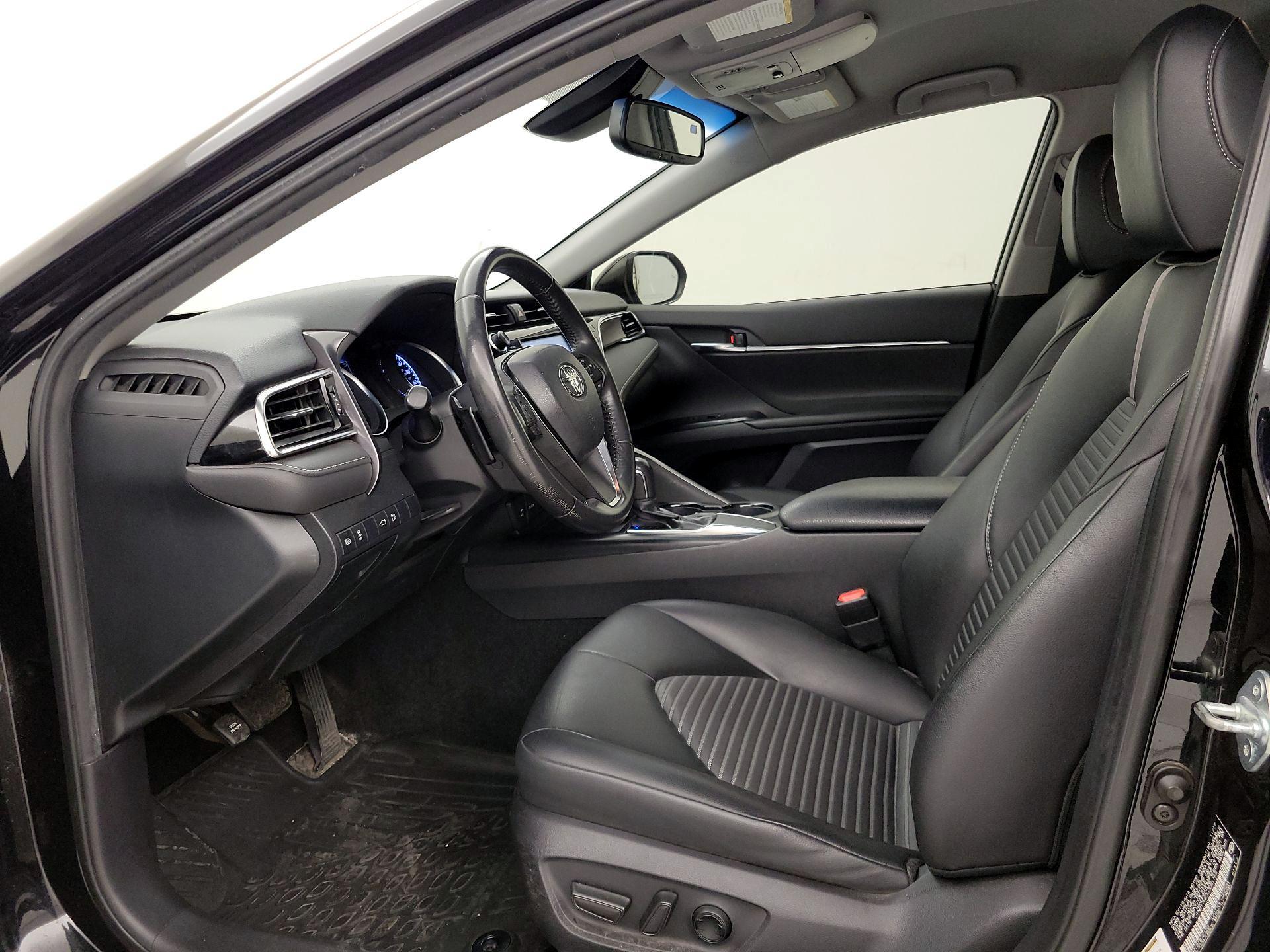 Thumbnail: 2018 Toyota Camry - 11