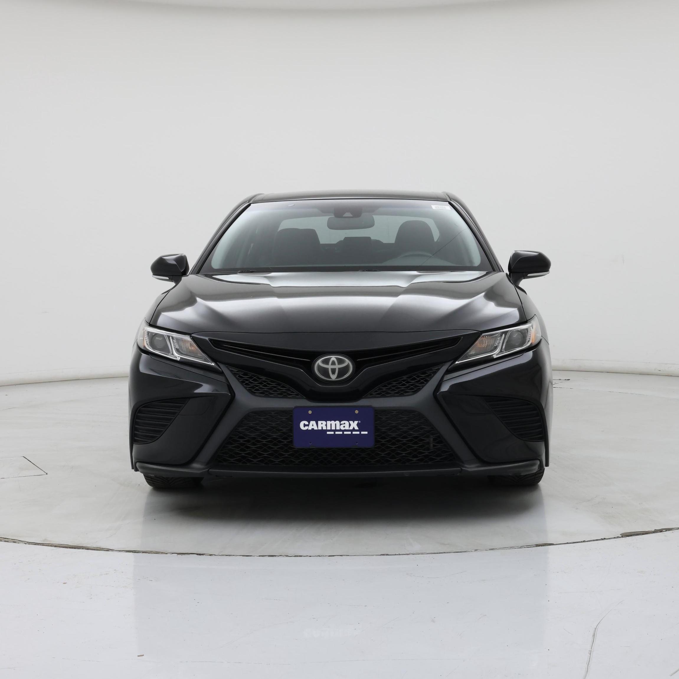 Thumbnail: 2018 Toyota Camry - 5