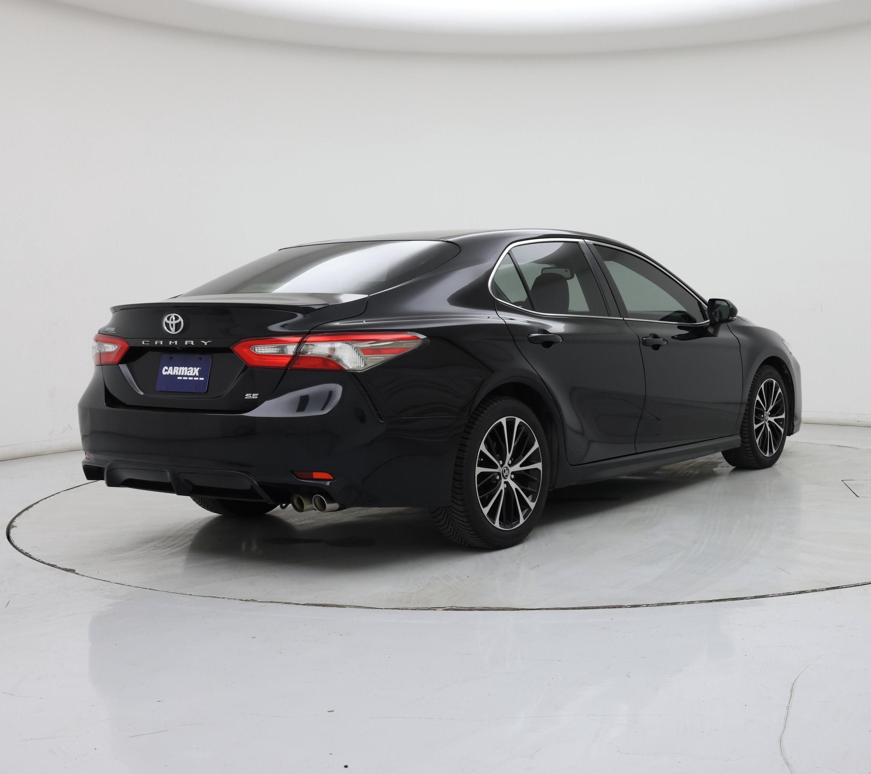 Thumbnail: 2018 Toyota Camry - 8