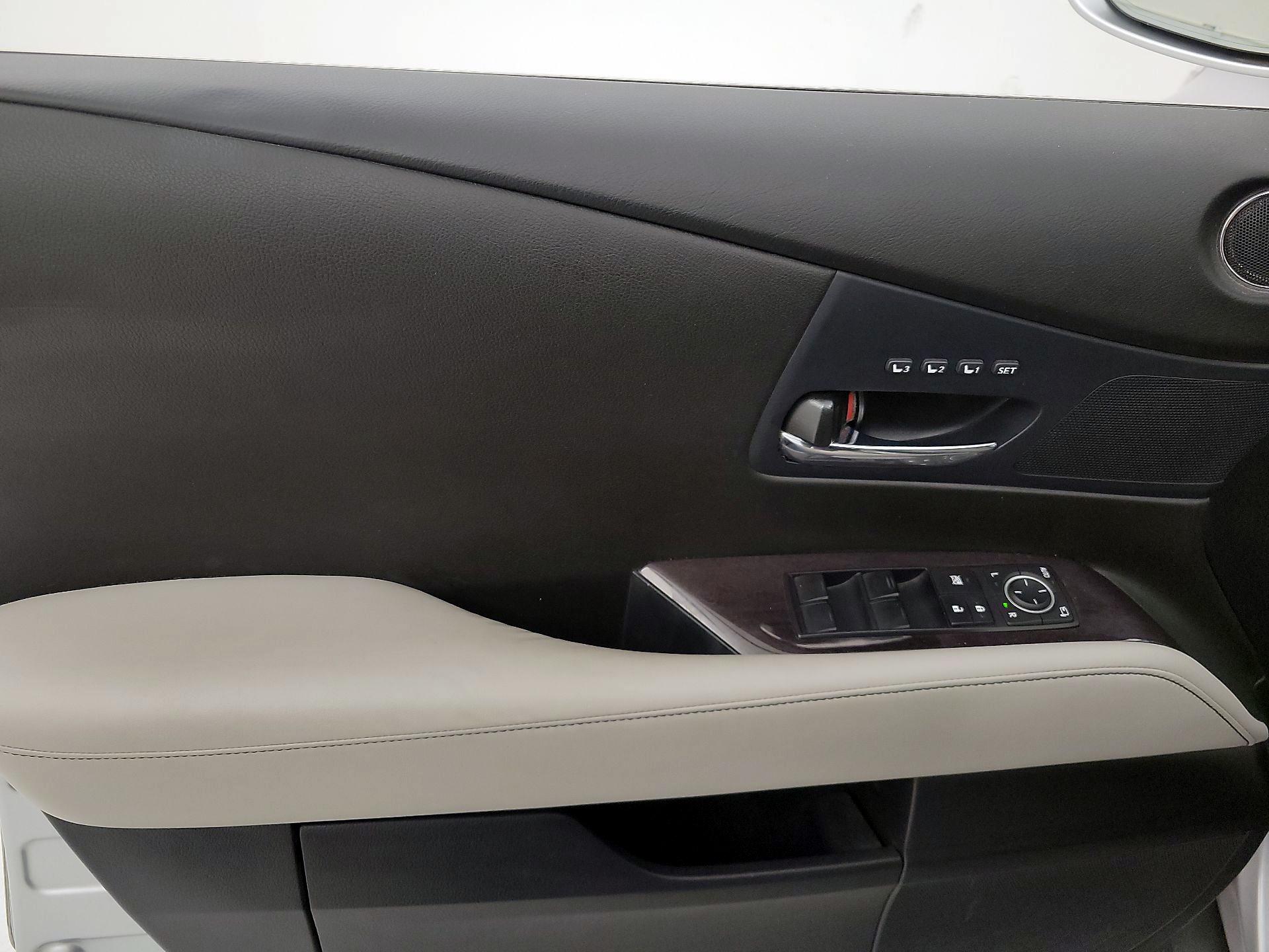 Thumbnail: 2015 Lexus RX - 12