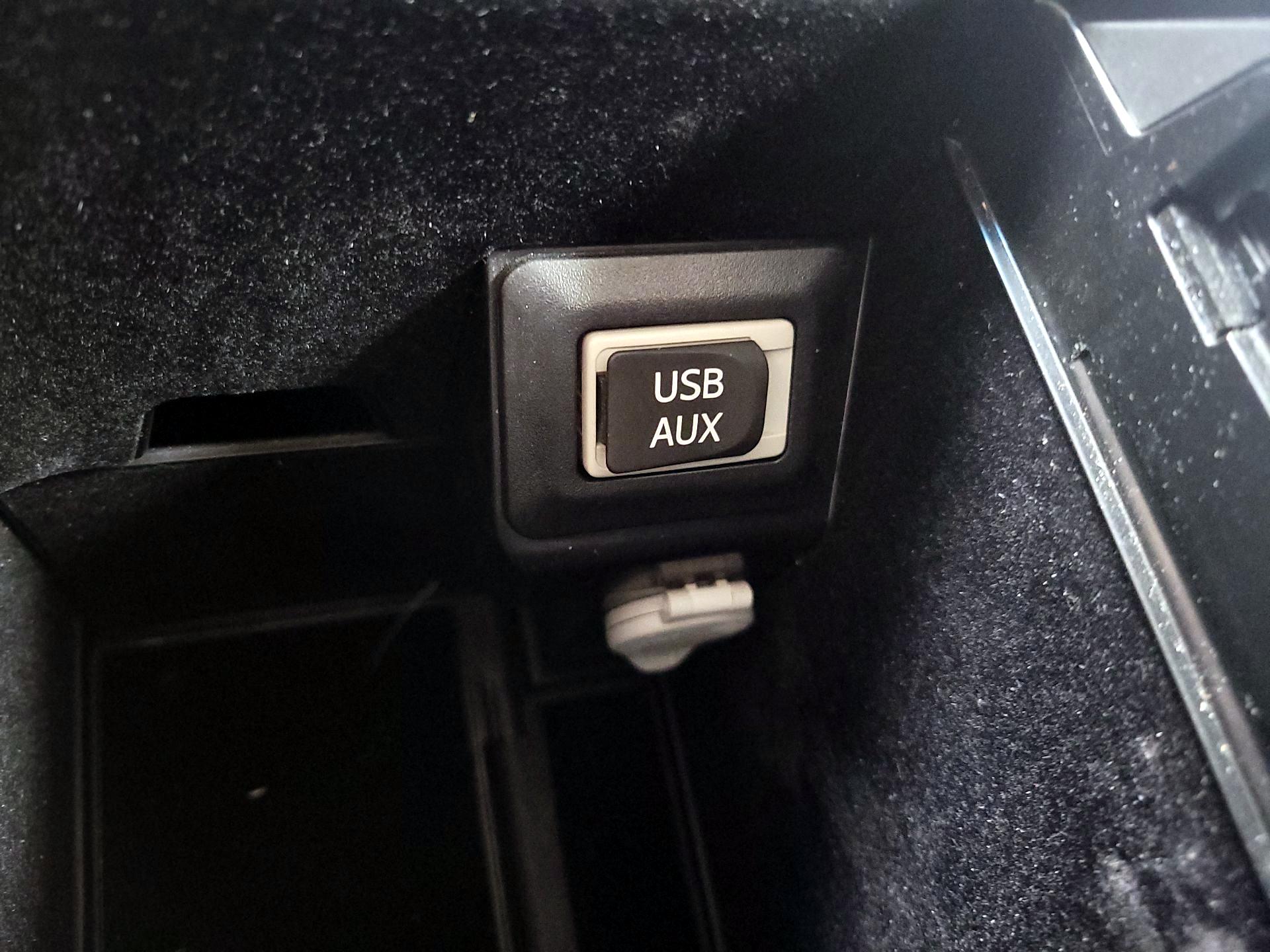 Thumbnail: 2015 Lexus RX - 18