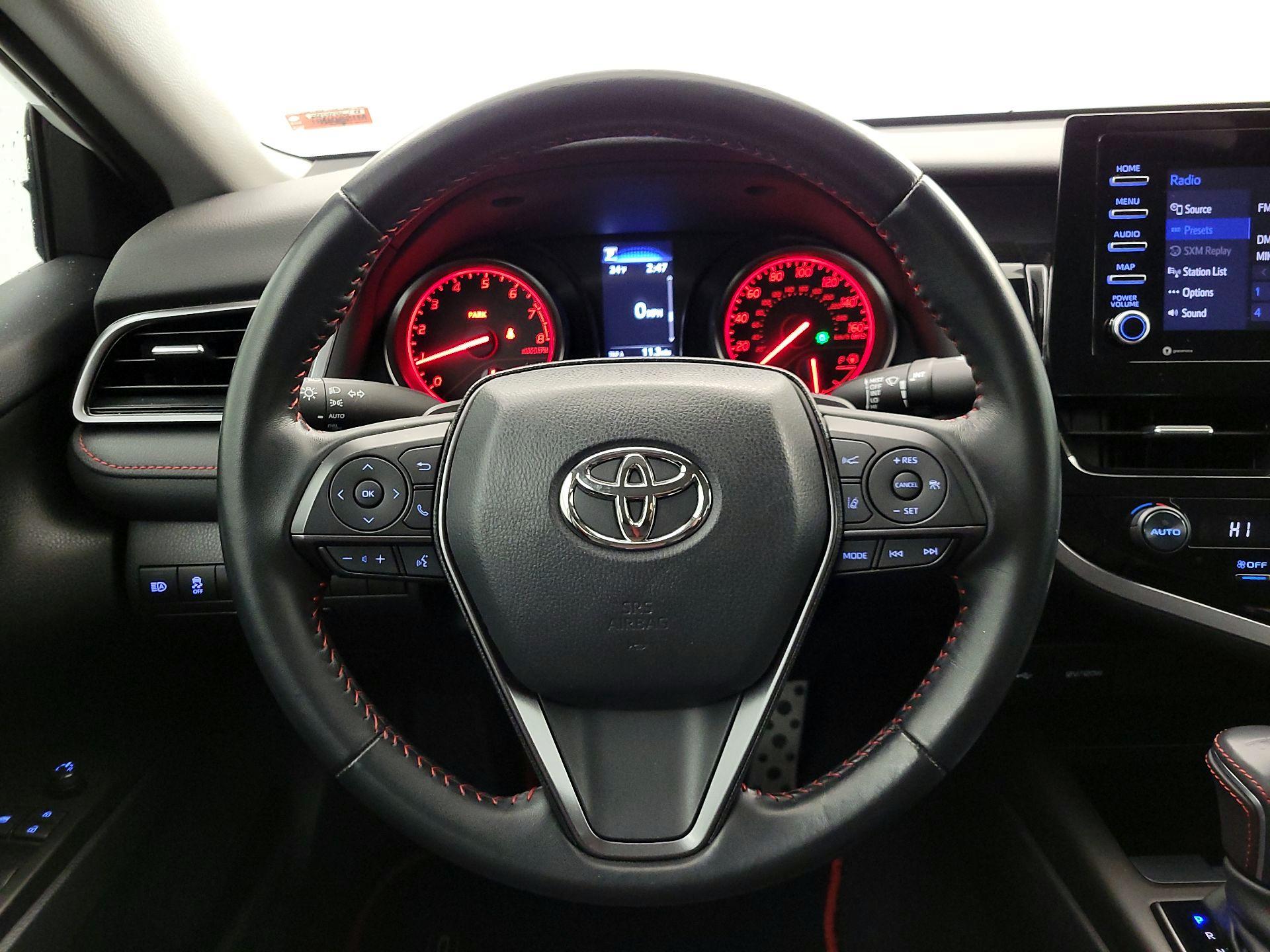 Thumbnail: 2023 Toyota Camry - 10
