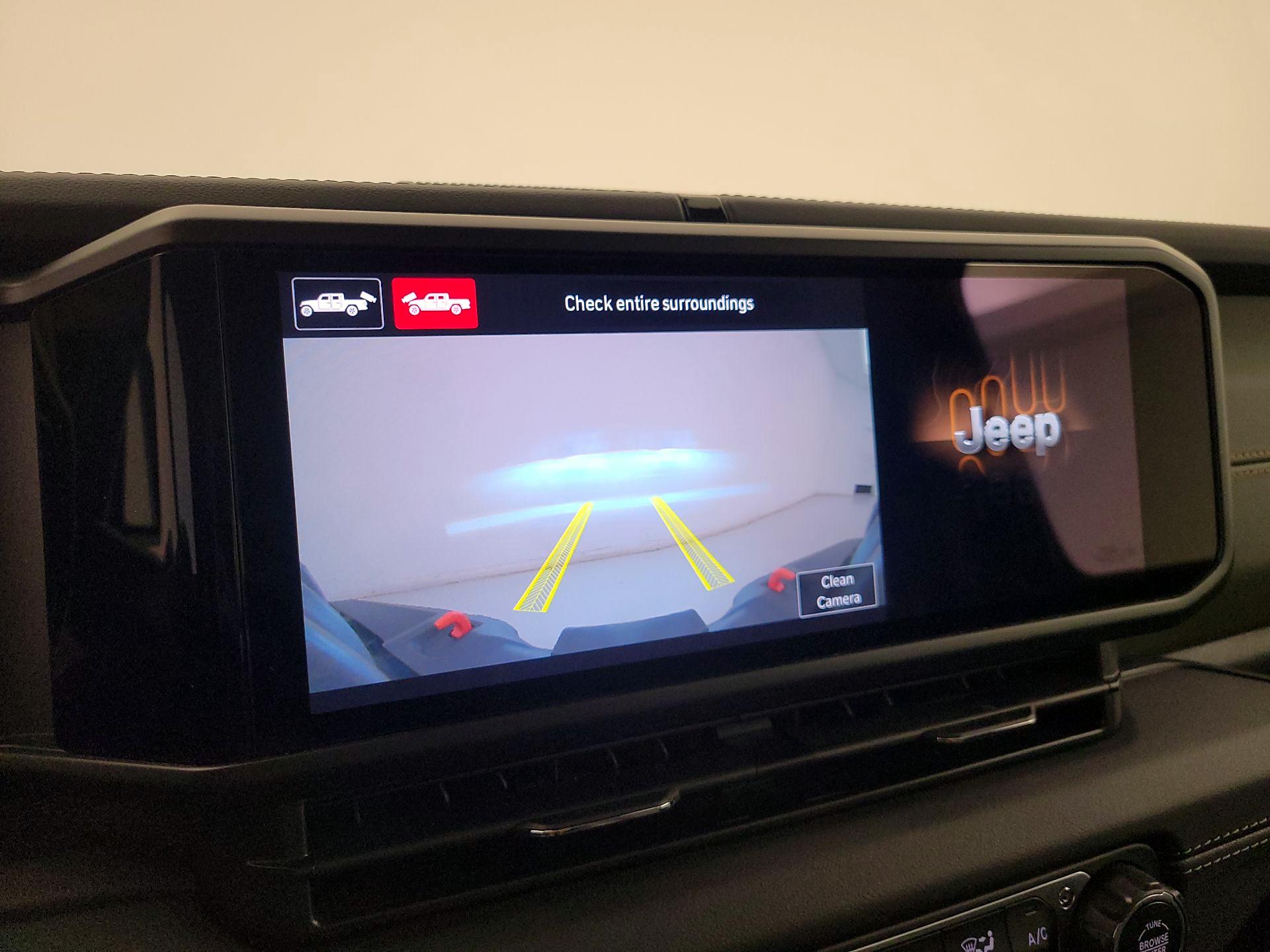 Thumbnail: 2024 Jeep Gladiator - 15