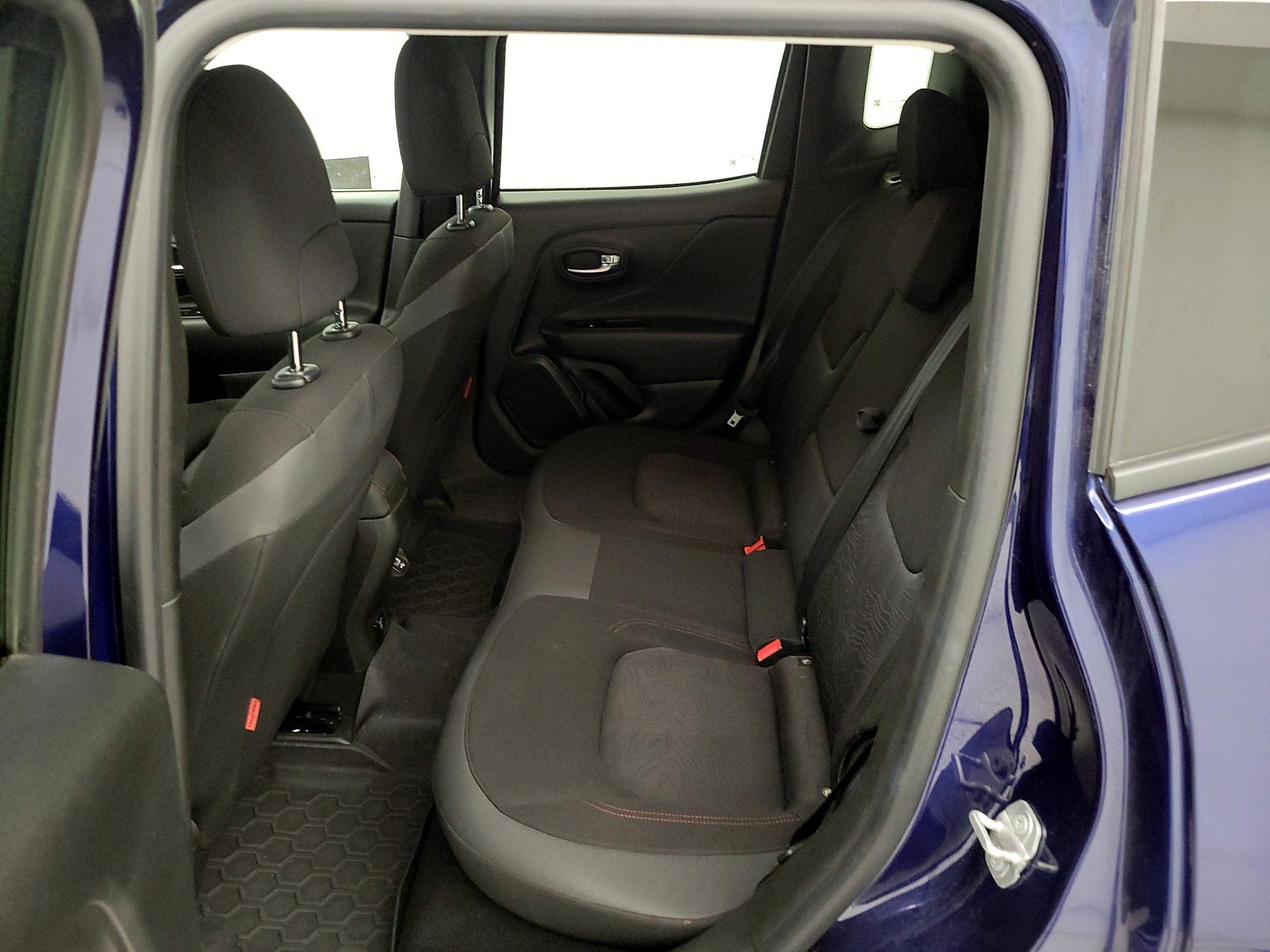 Thumbnail: 2021 Jeep Renegade - 19