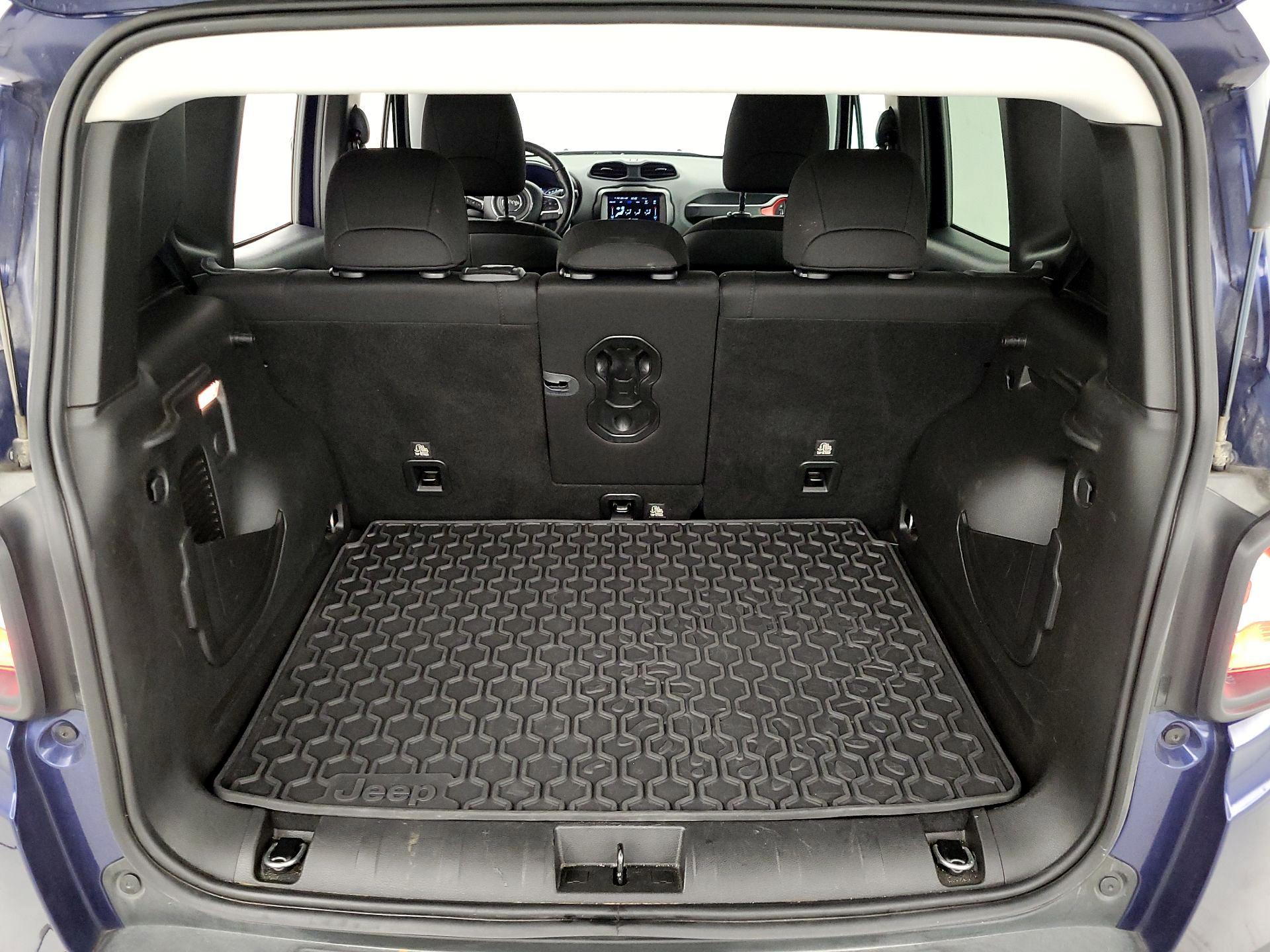 Thumbnail: 2021 Jeep Renegade - 20