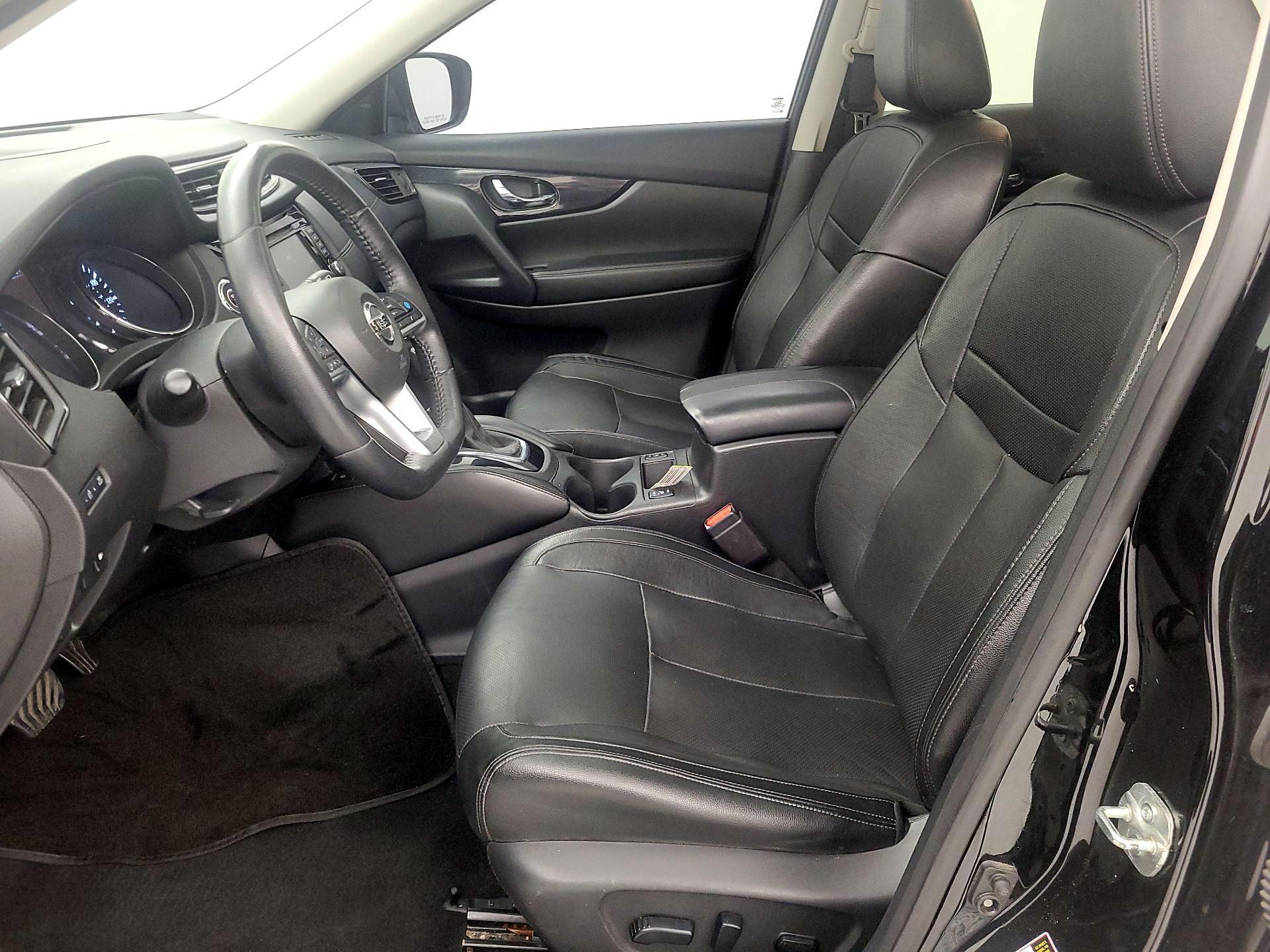 Thumbnail: 2019 Nissan Rogue - 11