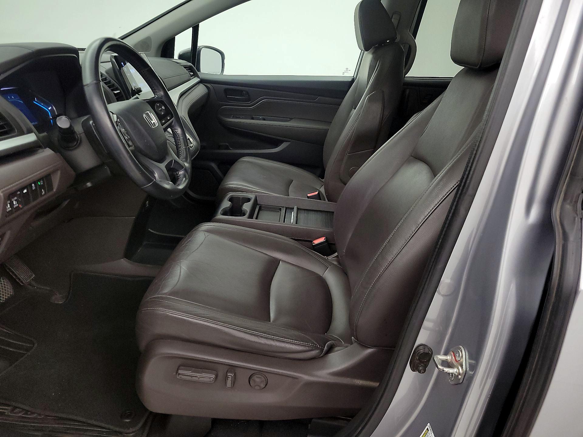 Thumbnail: 2018 Honda Odyssey - 11