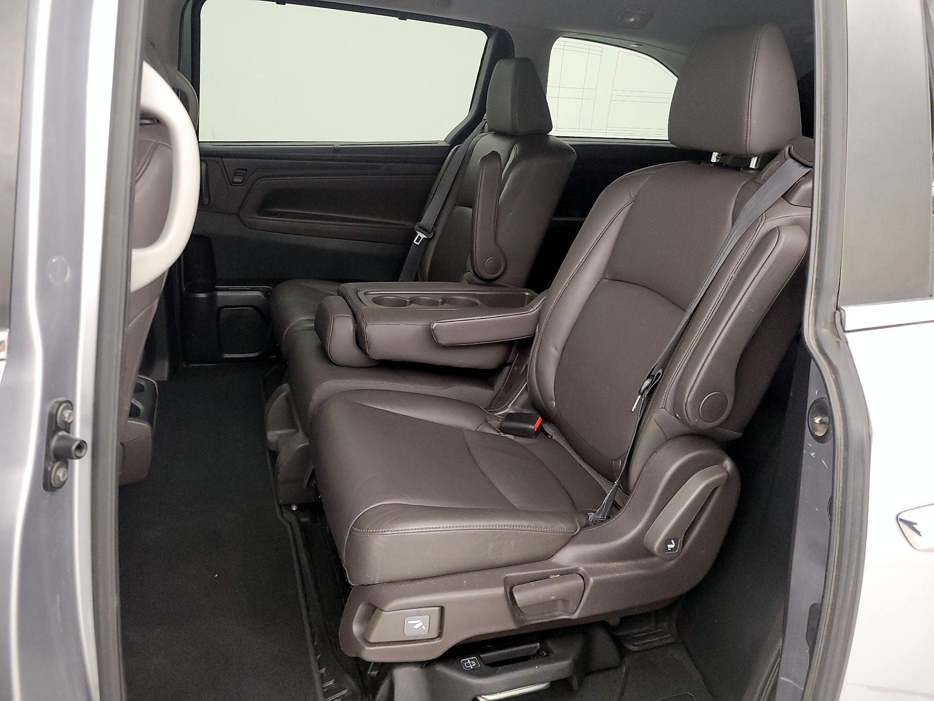 Thumbnail: 2018 Honda Odyssey - 20