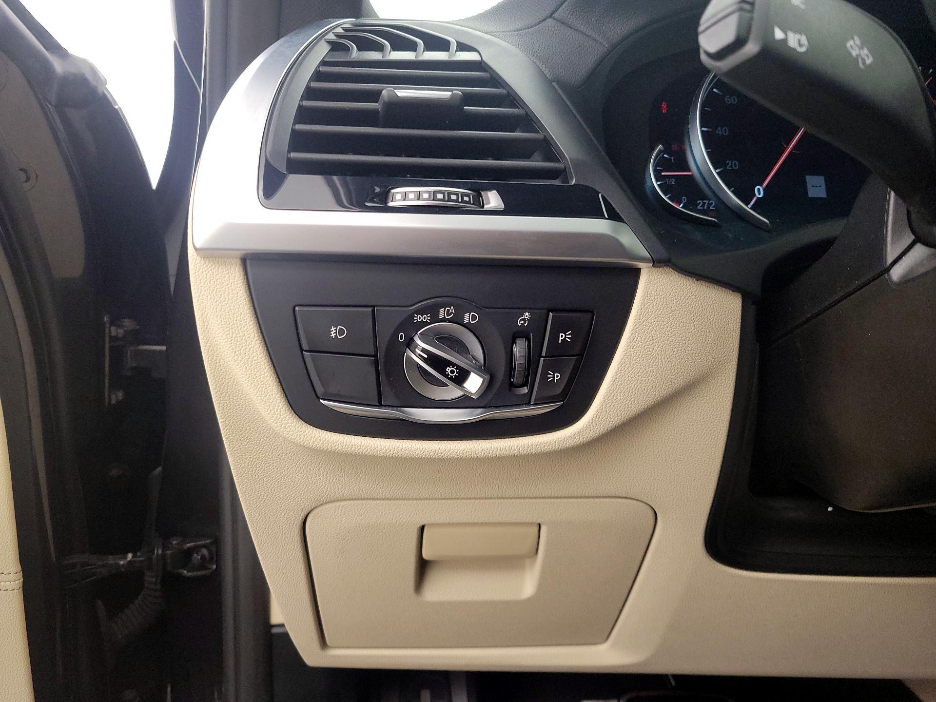 Thumbnail: 2019 BMW X3 - 13